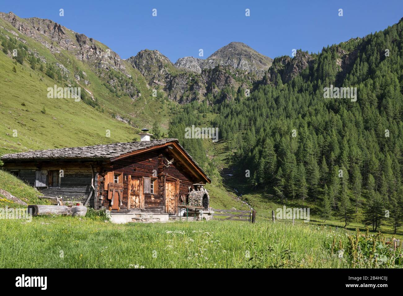 Die Auernigalm Im Hintersten Astental, Goldberggruppe, Nationalparkregion Hohe Tauern, Kärnten, Österreich Foto Stock