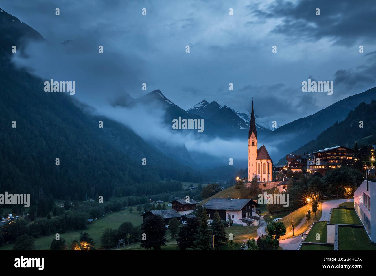 Heiligenblut Am Großglockner, Mölltal, Nationalpark Hohe Tauern, Bezirk Spittal An Der Drau, Kärnten, Österreich Foto Stock