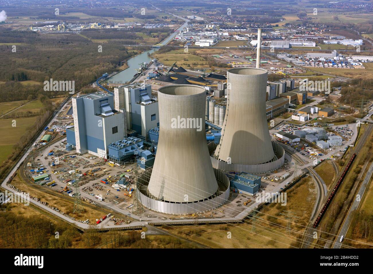 Cantiere presso la centrale a carbone nel distretto Hamm-Uentrop con ex centrale nucleare nucleare centrale nucleare THTR-300, 27.03.2013, vista aerea, Germania, Nord Reno-Westfalia, Ruhr Area, Hamm Foto Stock
