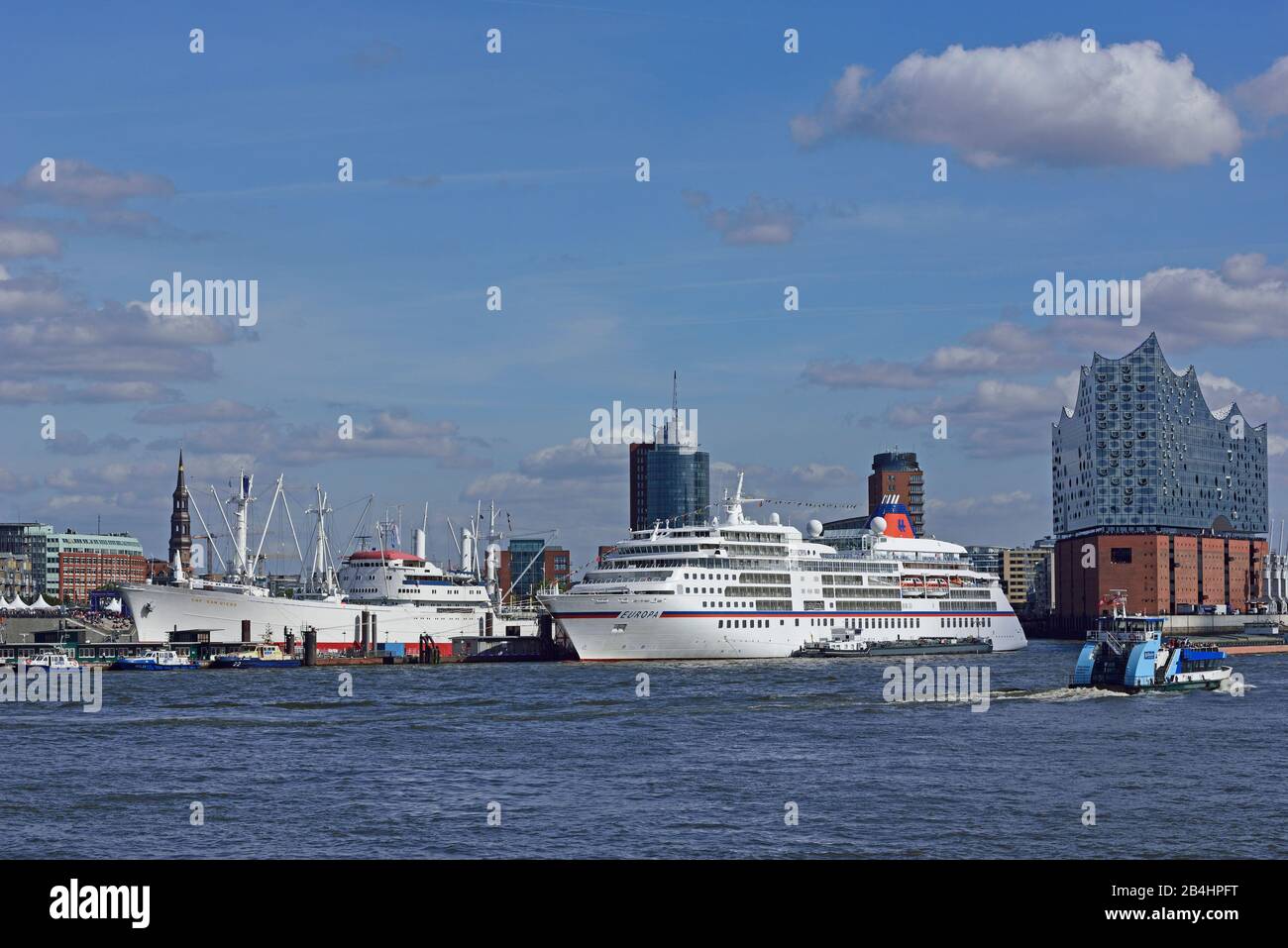 Europa, Germania, Città Anseatica Di Amburgo, Elbe, Elbphilharmonie, Cap San Diego, Nave Museo, Nave Passeggeri Europa, Foto Stock