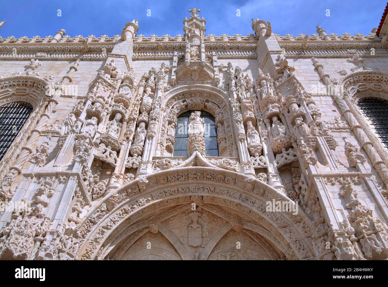 Dettaglio al portale della chiesa del monastero di Jeronimos, Lisbona, Portogallo Foto Stock