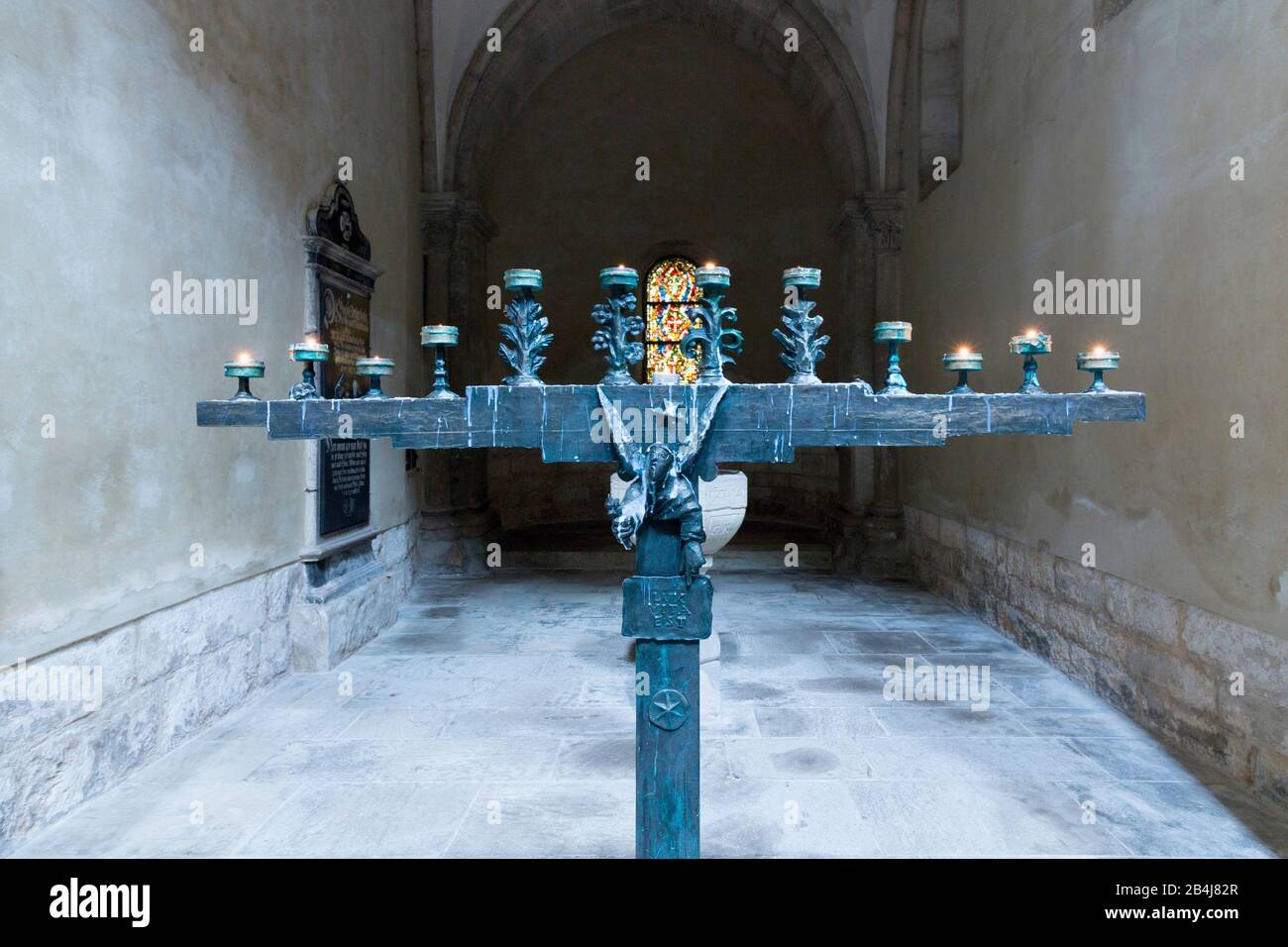 Germania, Sassonia-Anhalt, Naumburg, croce di candele, Cattedrale di Naumburg, Patrimonio dell'Umanità dell'UNESCO. Foto Stock