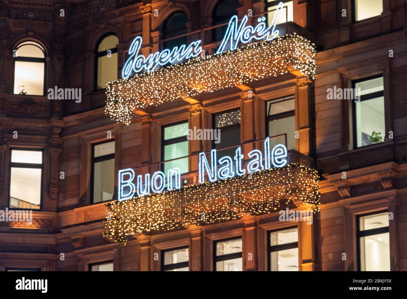 Germania, Amburgo, Hamburger Hof, auguri di Natale multilingue, Alster shore, dettaglio. Foto Stock