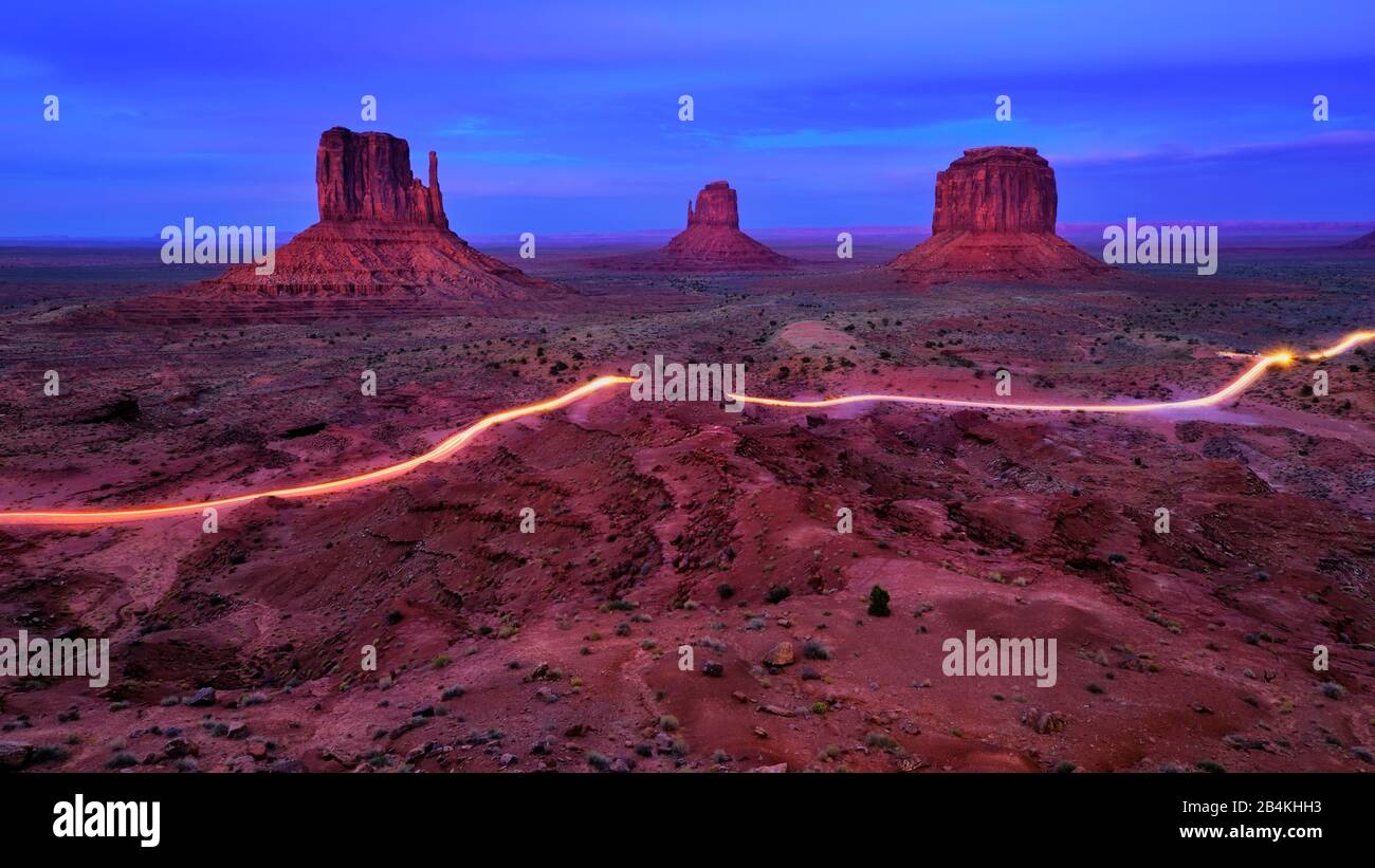 Usa, Stati Uniti D'America, Monument Valley, Navajo Reserve, Utah, Colorado Plateau, Mexican Hat, Four Corner Region, Olijato, Arizona Foto Stock