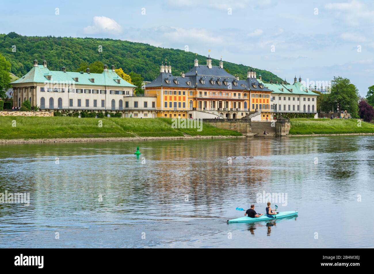 Germania, Sassonia, Dresda - Pillnitz, Pillnitz Castle, Wasserpalais, River Side, Elbe Foto Stock