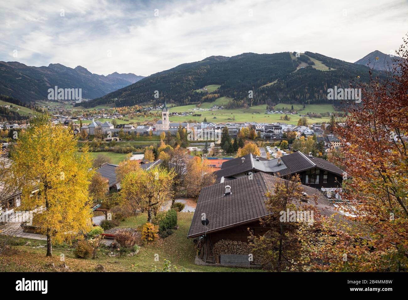 Blick Auf Radstadt, Pongau, Land Salzburg, Österreich, Oktober 2019 Foto Stock