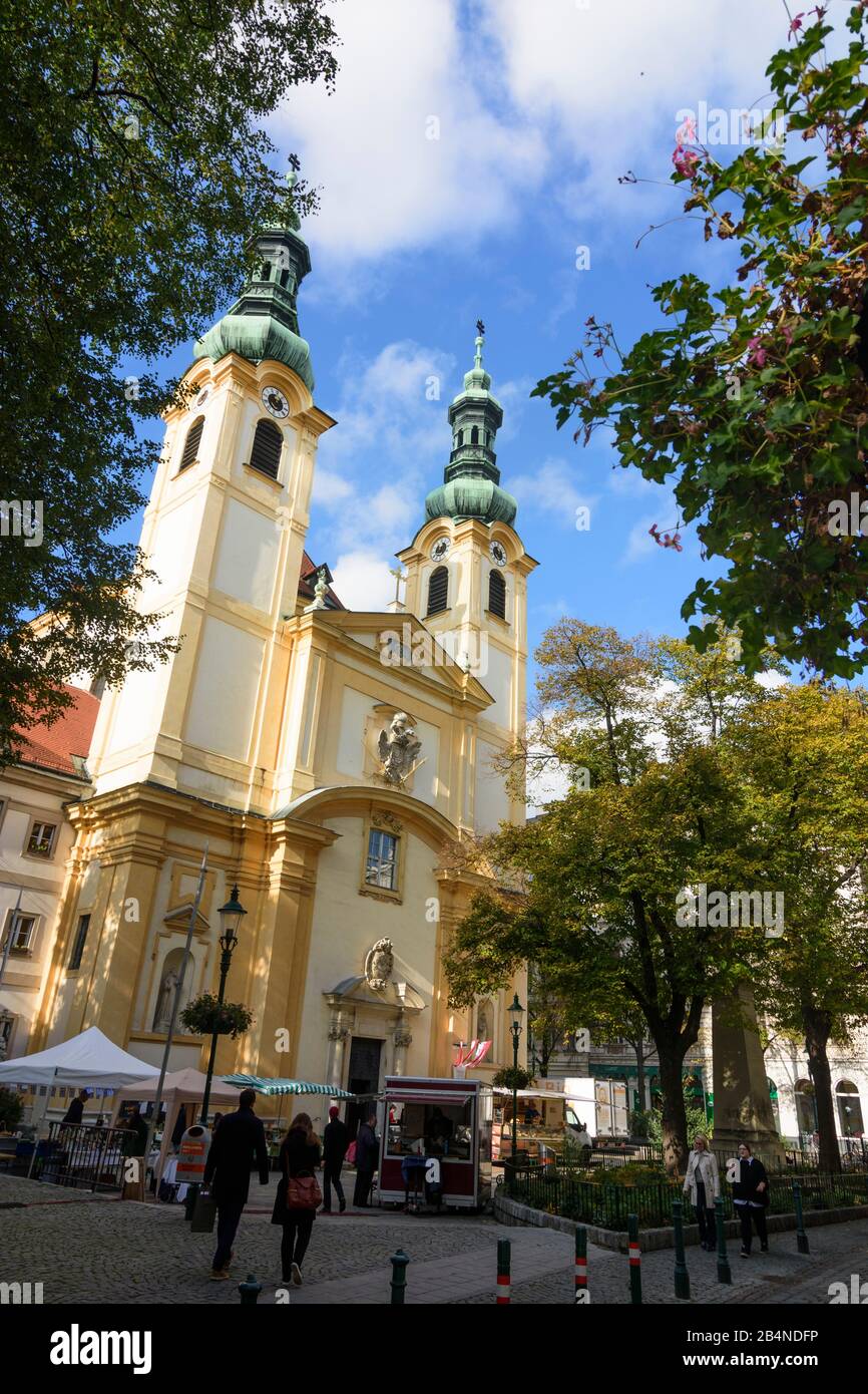 Vienna, Chiesa di Servite, mercato in Austria, Wien, 9. Distretto, Alsergrund Foto Stock