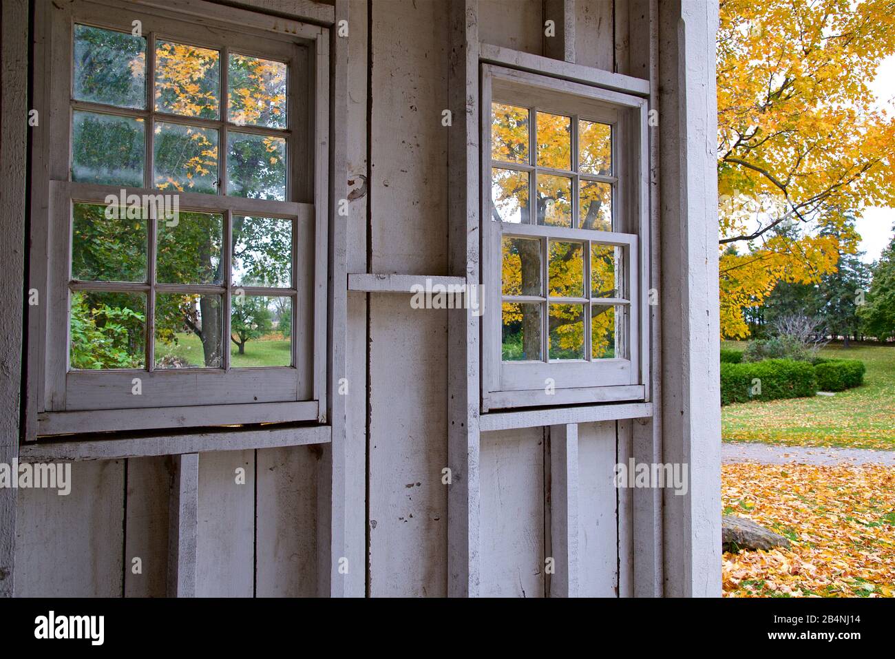 Cornice finestra bianca in fattoria, Georgetown, Ontario, Canada. Foto Stock