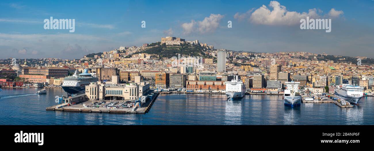 Italia, Napoli, Panorama Della Città, Foto Stock