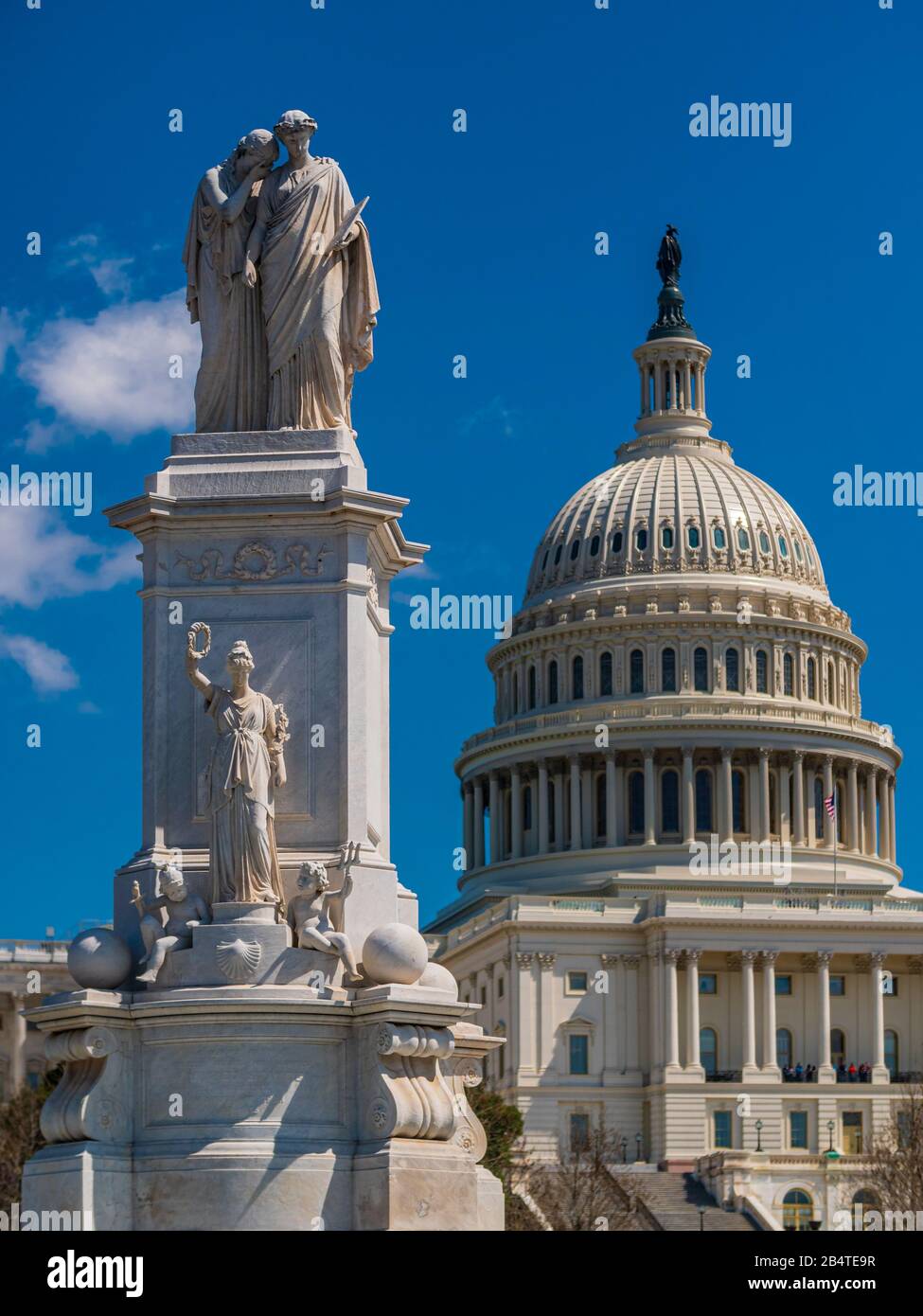 Monumento di pace e Capitol Building, Washington D.C. Foto Stock