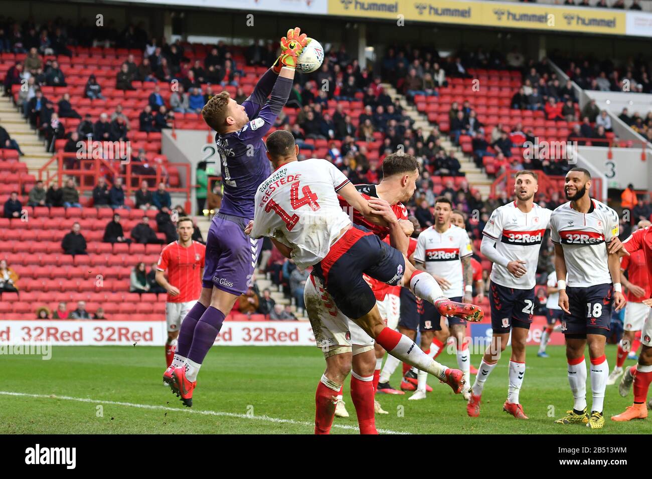 Londra, Regno Unito. 07th Mar, 2020. Dillon Phillips di Charlton risparmia durante la partita Sky Bet Championship tra Charlton Athletic e Middlesbrough a Valley, Londra, sabato 7th marzo 2020. (Credit: Ivan Yordanov | MI News) La Fotografia può essere utilizzata solo per scopi editoriali di giornali e/o riviste, licenza richiesta per uso commerciale Credit: Mi News & Sport /Alamy Live News Credit: Mi News & Sport /Alamy Live News Foto Stock