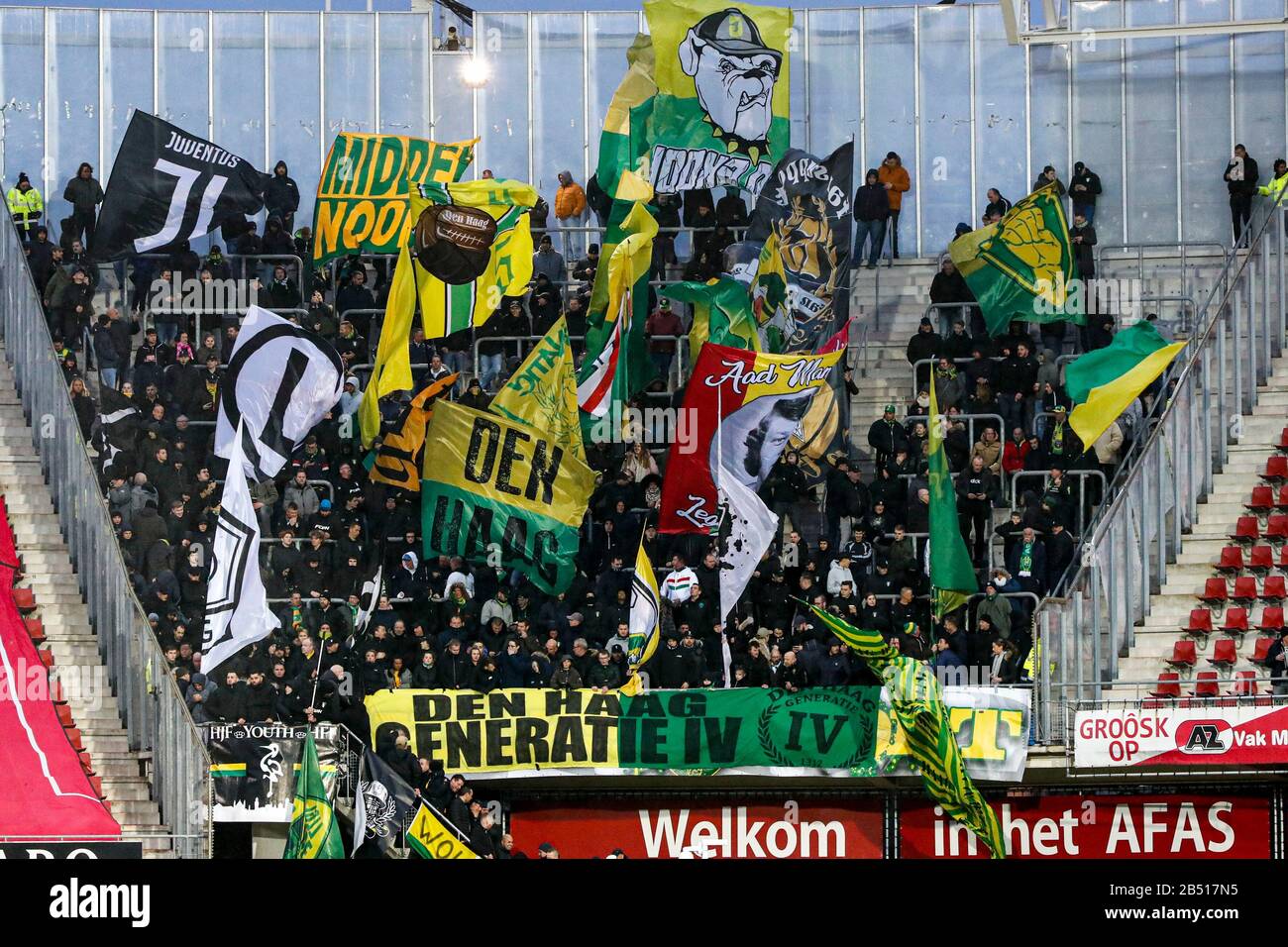 Alkmaar , 07-03-2020 , AFAS Stadion , Calcio Olandese , Eredivisie , stagione 2019 / 2020. Fan ADO negli stand durante la partita AZ vs ADO Foto Stock