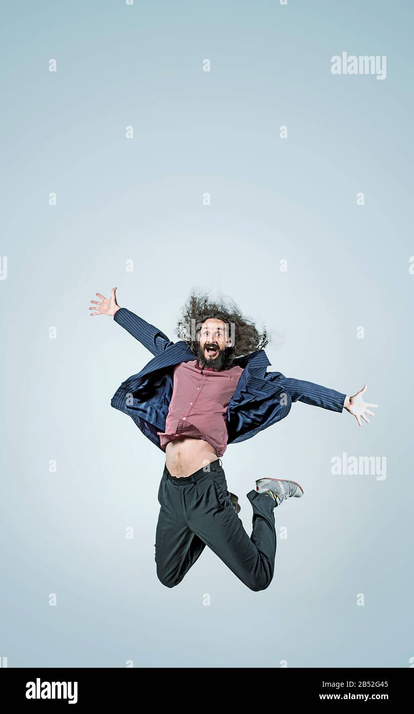 Ritratto di un allegro, divertente nerd indossare abito colorato Foto Stock