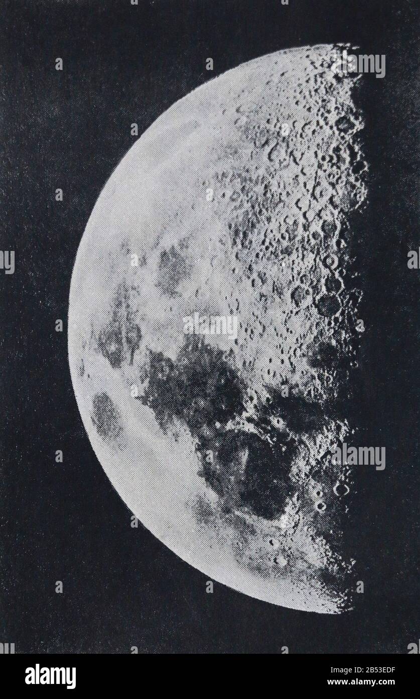 La Luna nel primo trimestre. Foto scattata nel 1950s. Foto Stock