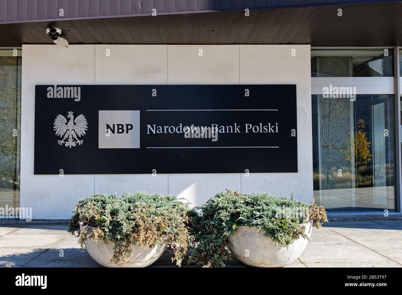 Sede della Banca Nazionale Polacca (Narodowy Bank Polski, NBP) vicino a via Swietokrzyska Foto Stock