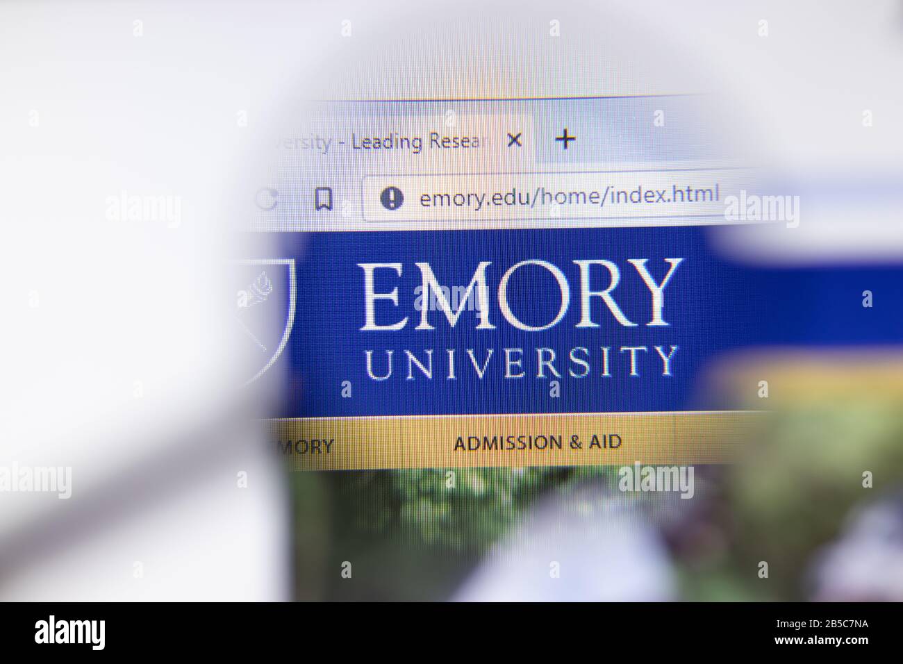 Los Angeles, California, Stati Uniti - 7 marzo 2020: Logo della homepage del sito web della Emory University visibile in primo piano, editoriale Illustrativo Foto Stock