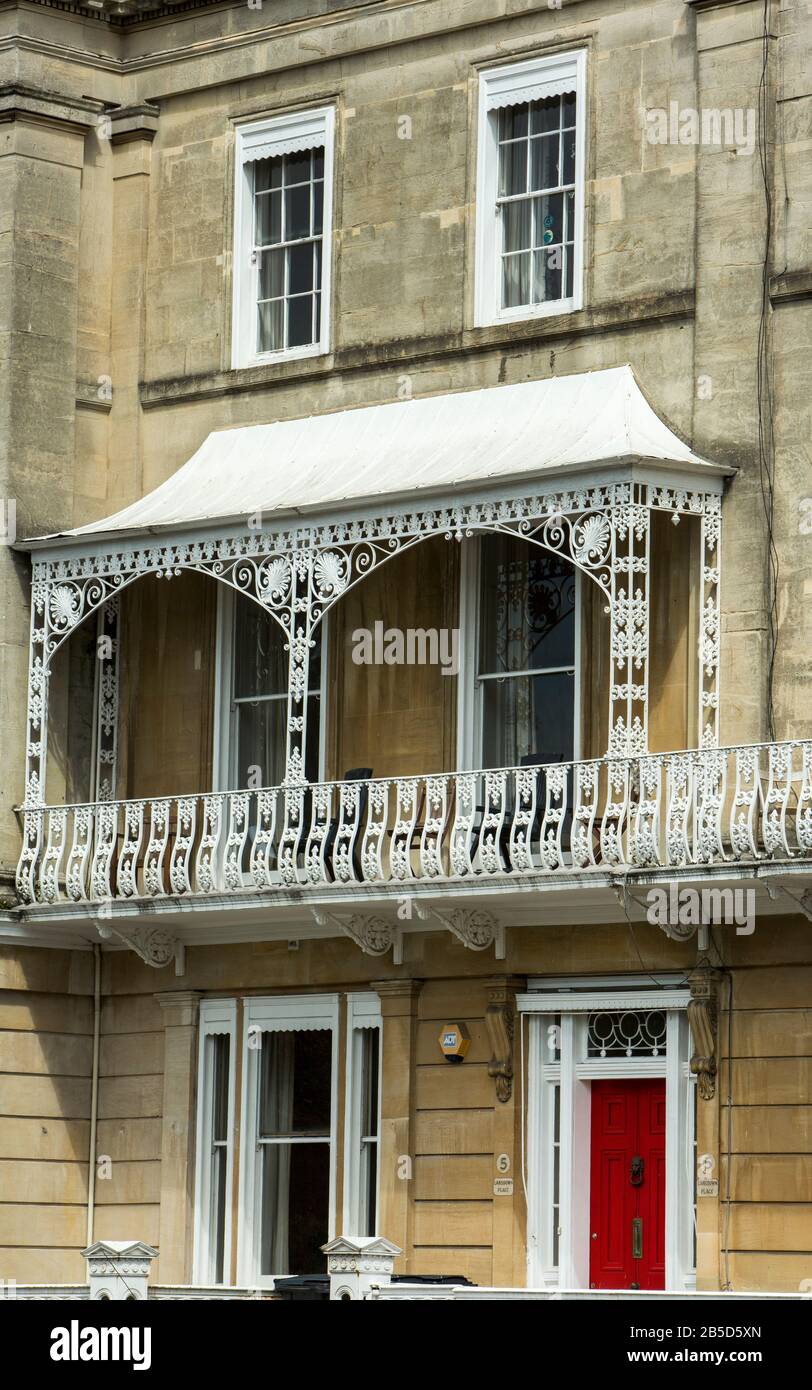 Gli splendidi edifici georgiani in pietra da bagno a Clifton e Bristol, Avon, Inghilterra, Regno Unito Foto Stock