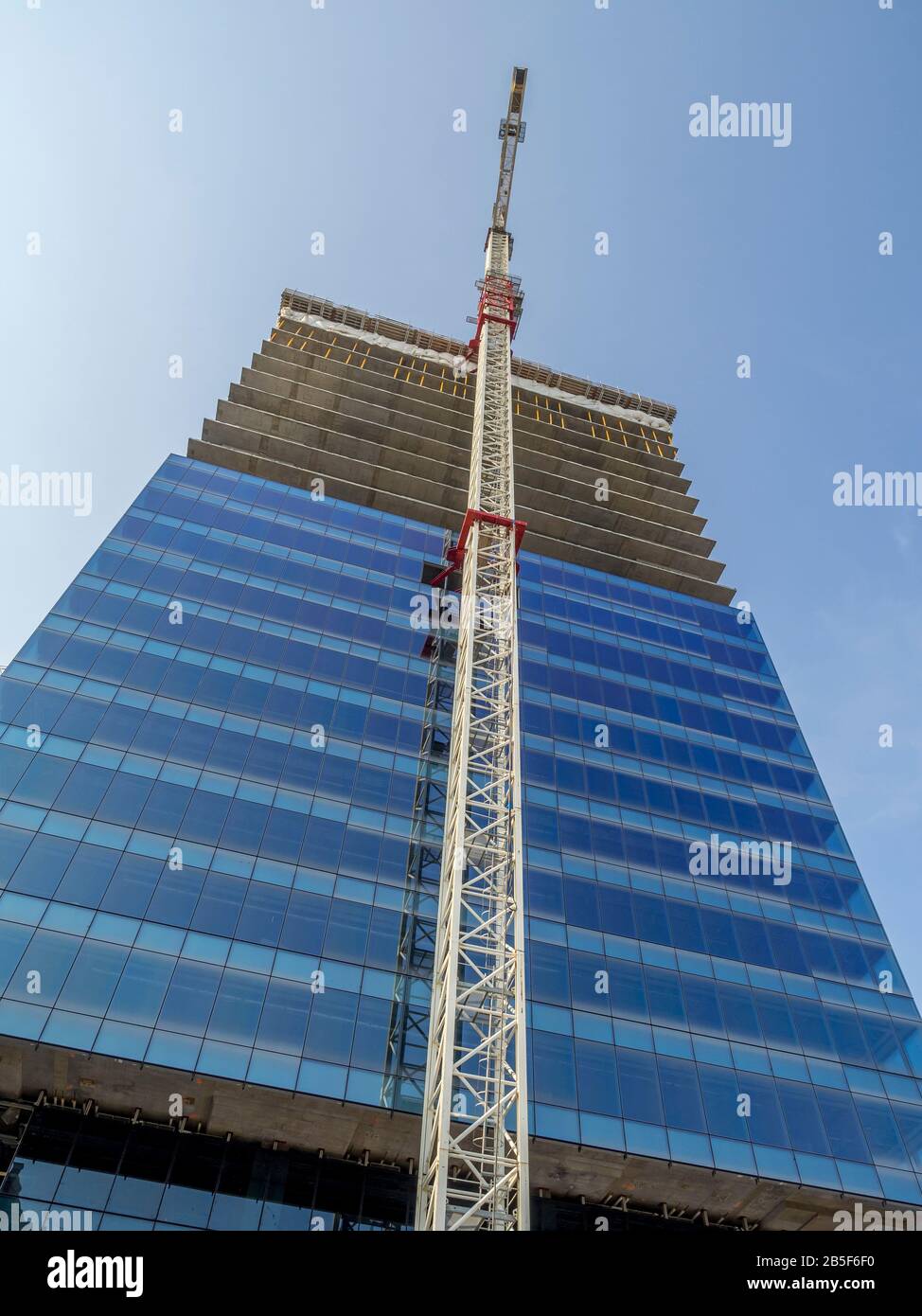 Grattacieli in costruzione su Calgary in Alberta Canada Foto Stock