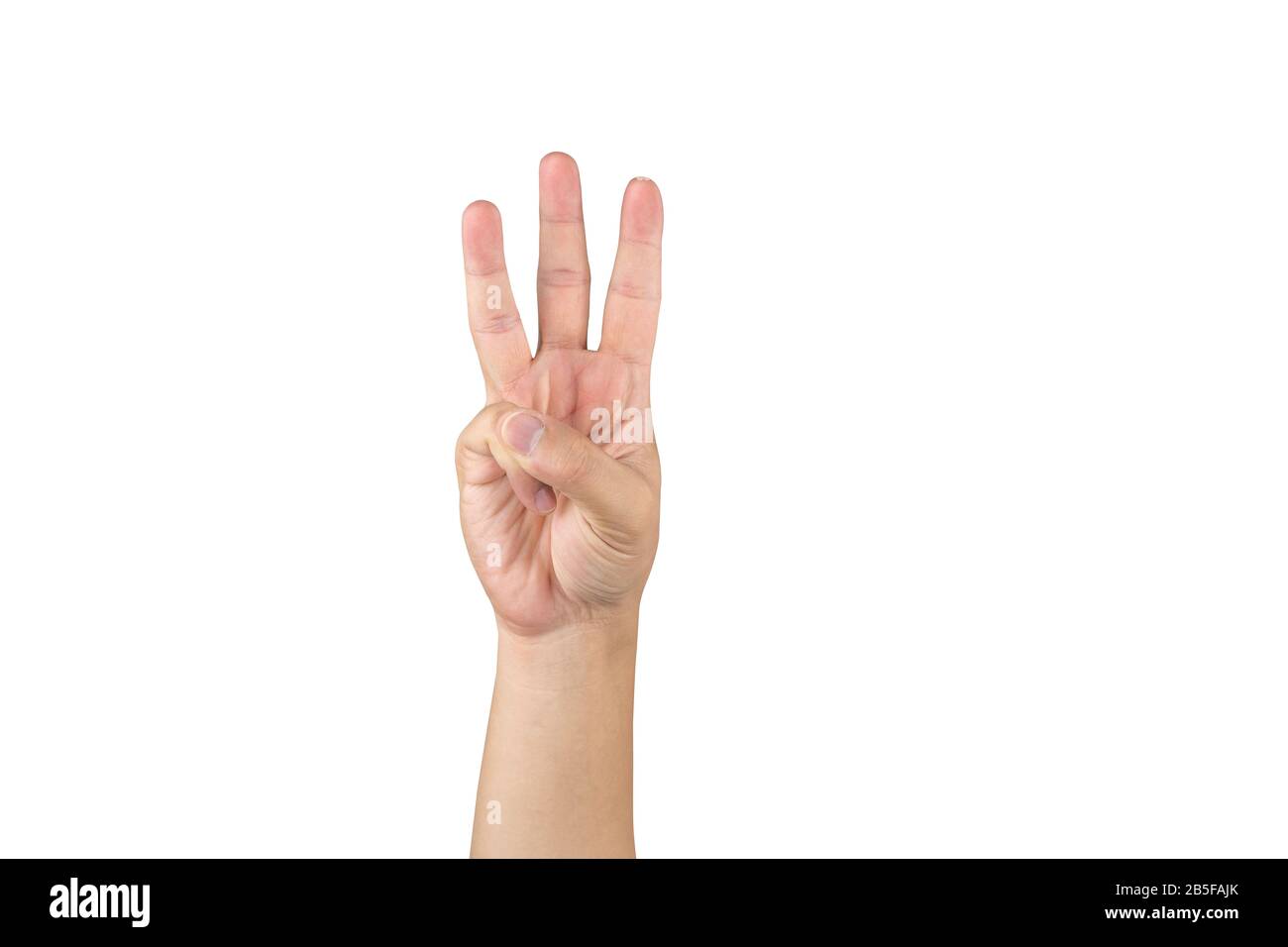 La mano asiatica mostra e conta 3 dita su sfondo bianco isolato con tracciato di ritaglio Foto Stock