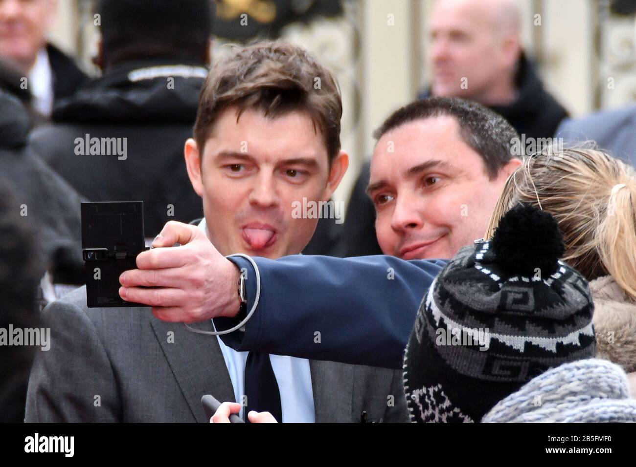 Londra, Regno Unito. 08th Mar, 2020. Sam Riley partecipa alla prima edizione del dramma biografico, a proposito dello scienziato polacco Marie Sklodowska-Curie, in coincidenza con la Giornata Internazionale della Donna, a Curzon Mayfair, Londra, Regno Unito - 8 marzo 2020 Credit: Nils Jorgensen/Alamy Live News Foto Stock