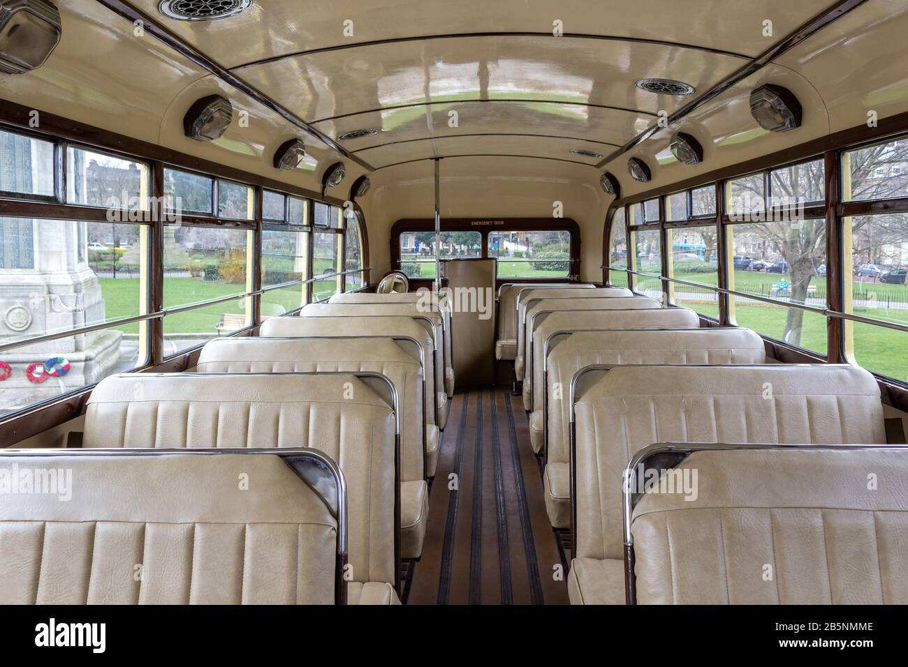 Interno di Leyland Titan PD2 Metro-Cammell Wallasey Corporation bus, Birkenhead Foto Stock