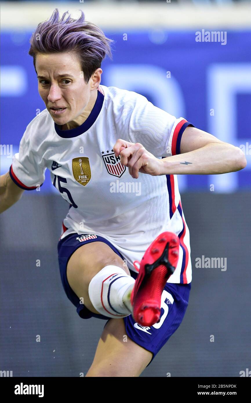 Harrison, New Jersey, Stati Uniti. 8th Mar, 2020. USWNT Forward MEGAN RAPINOE (15) è visto durante la partita della SheBelives Cup alla Red Bull Arena di Harrison New Jersey USA sconfigge Spagna 1 a 0 credito: Brooks Von Arx/ZUMA Wire/Alamy Live News Foto Stock