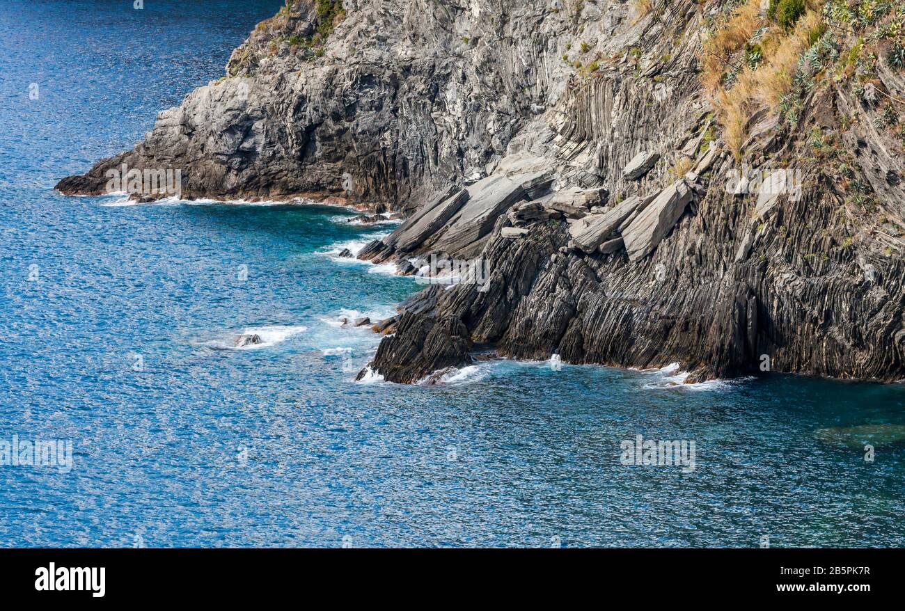 La Riviera Delle Cinque Terre Lungo Il Mar Ligure, Italia. Foto Stock