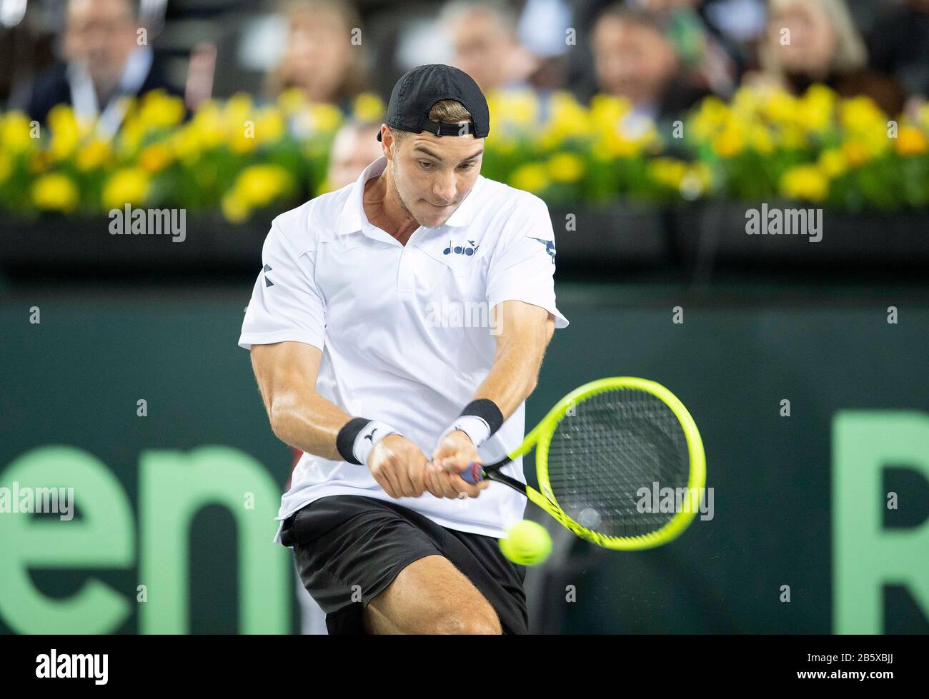 Jan-Lennard STRUFF (GER) Action, Jan-Lennard STRUFF (GER) - Ilja IWASCHKA (Ilya IVASHKA, BLR) il 03/06/2020 Tennis Davis Cup. Turno di qualificazione, Germania (GER) - Bielorussia (BLR), dal 06.03. - 07.03.2020 a Duesseldorf/Germania. | utilizzo in tutto il mondo Foto Stock