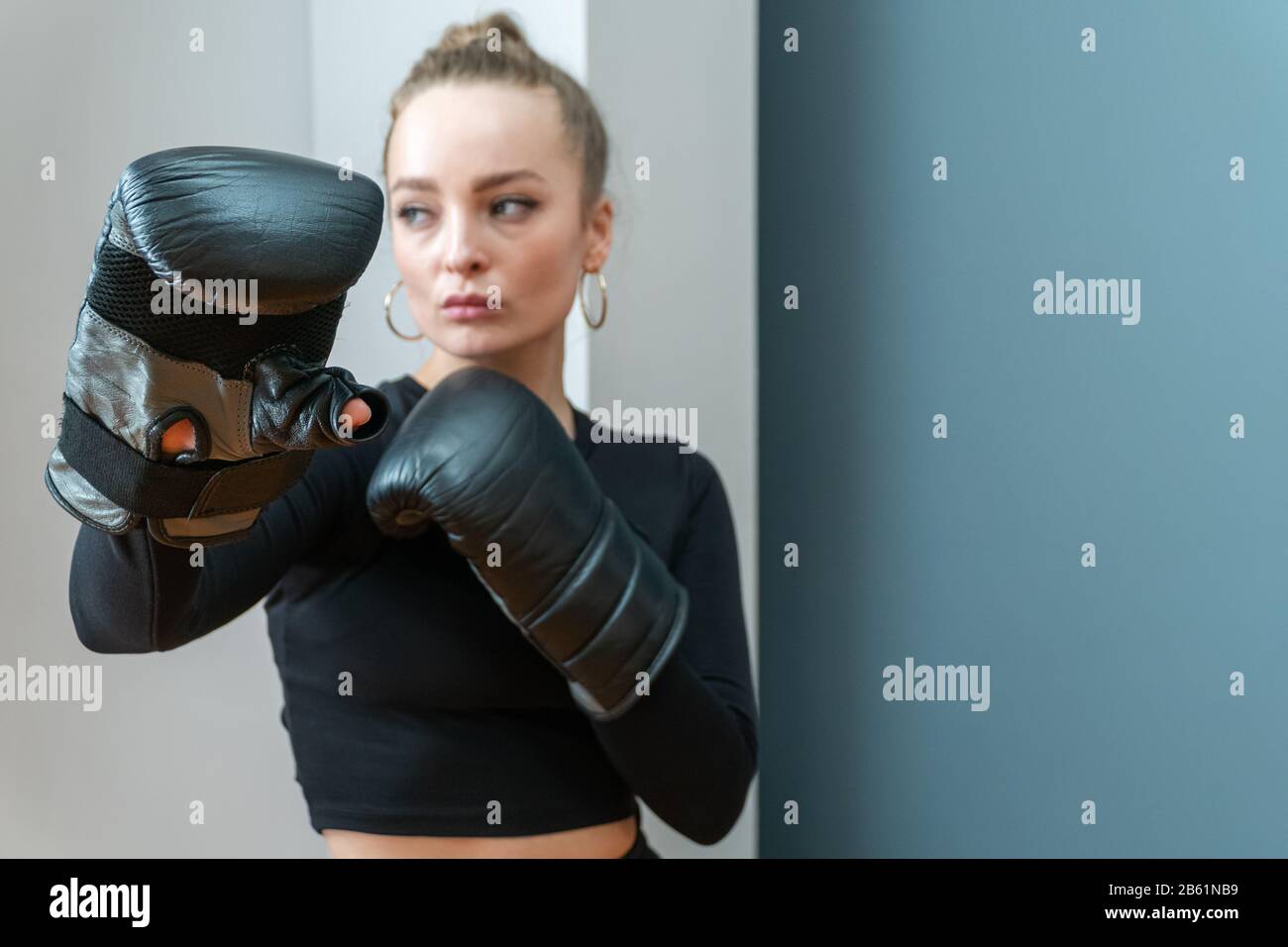 KICKBOXING STRIKE SCUDO Calciere Guanti Boxe Allenamento MMA Guanti da