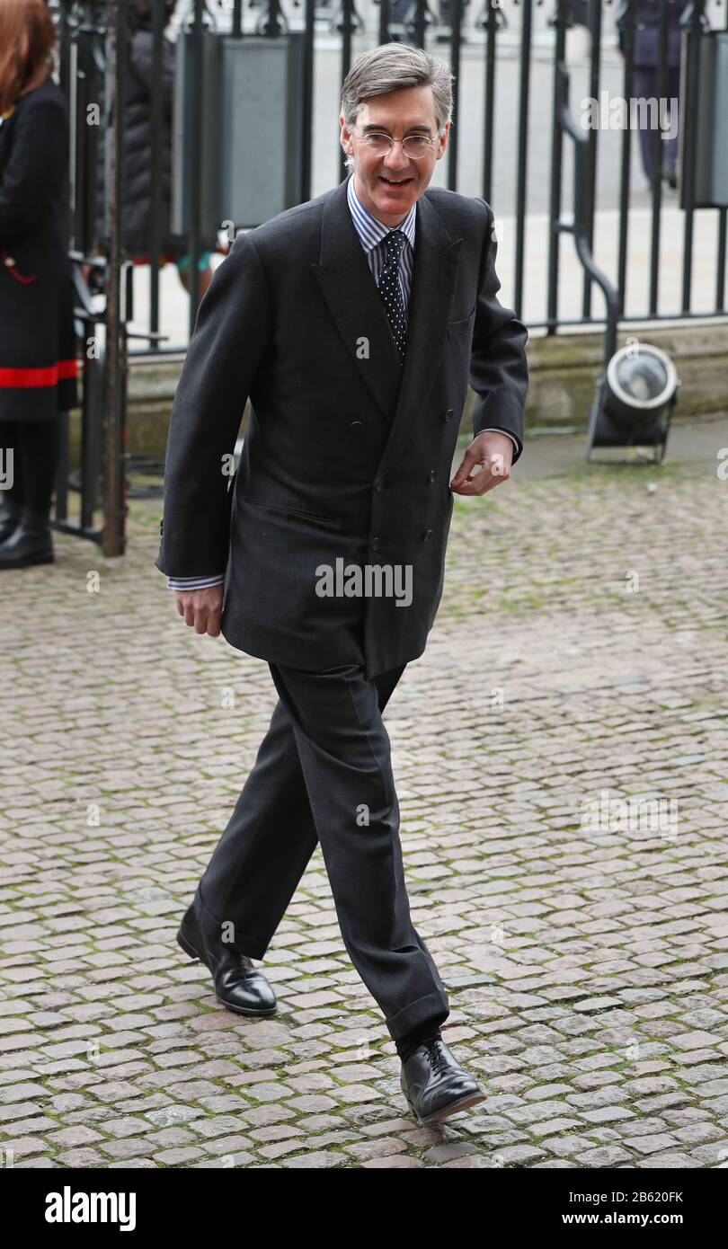 Leader della Camera dei Comuni Jacob Rees-Mogg arriva al Commonwealth Service all'Abbazia di Westminster, a Londra il Commonwealth Day. Il servizio è il Duca e la Duchessa dell'ultimo fidanzamento ufficiale del Sussex prima che abbandonino la vita reale. Foto Stock