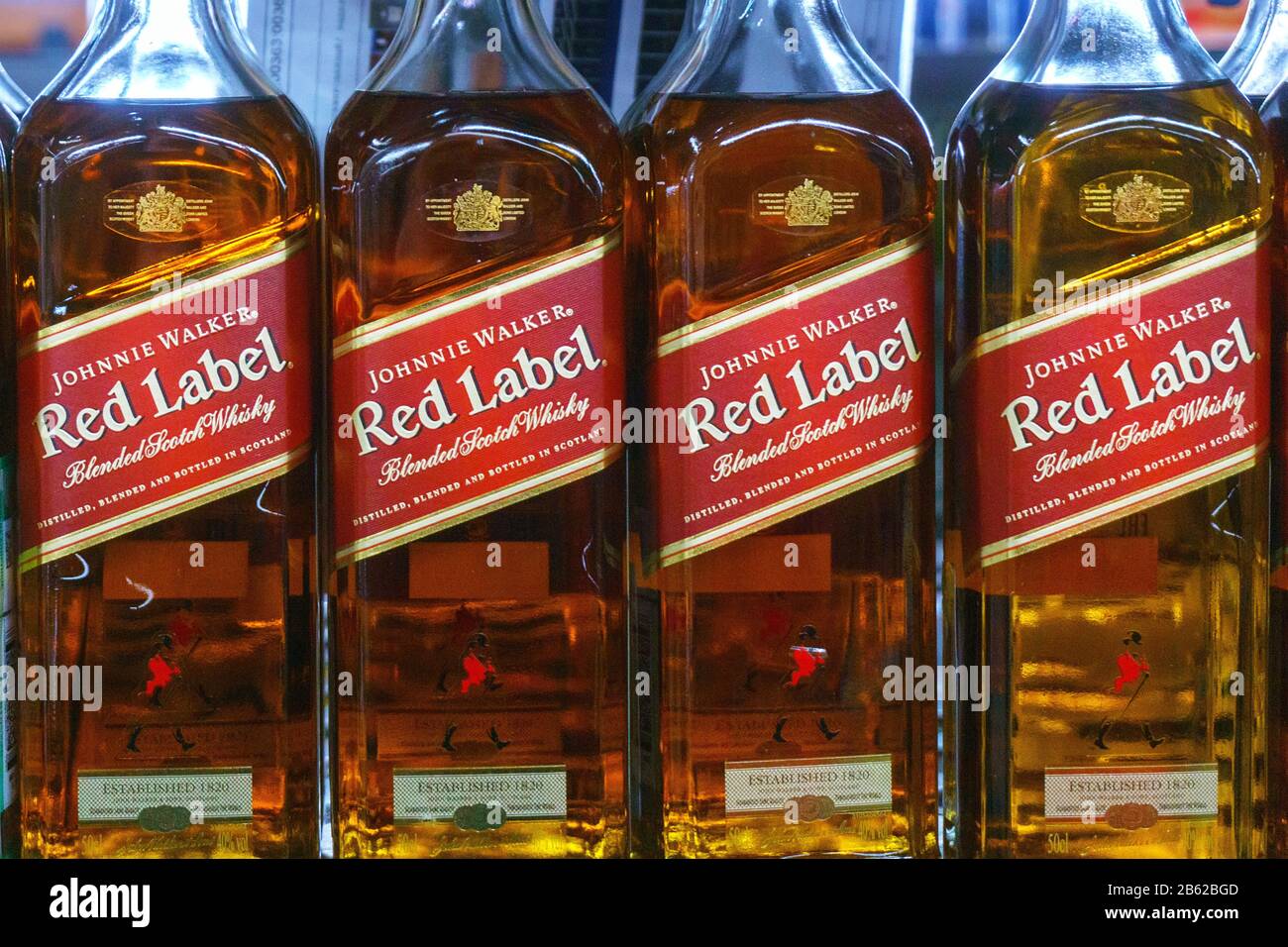 Tyumen, Russia-06 marzo 2020: Johnnie Walker è il marchio più diffuso di Scotch whisky miscelato al mondo Foto Stock