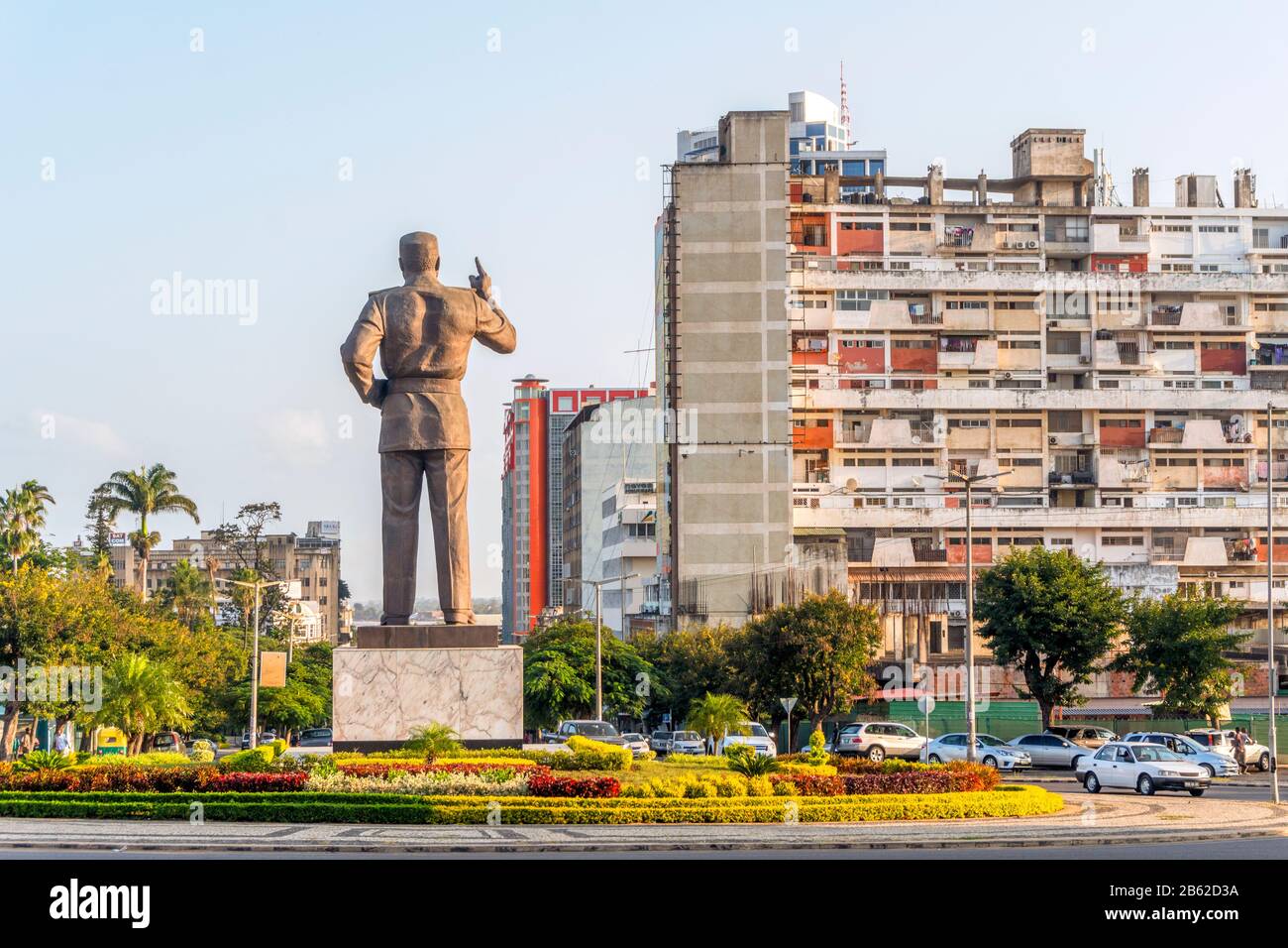Piazza Indipendenza con statua a Maputo, capitale del Mozambico Foto Stock