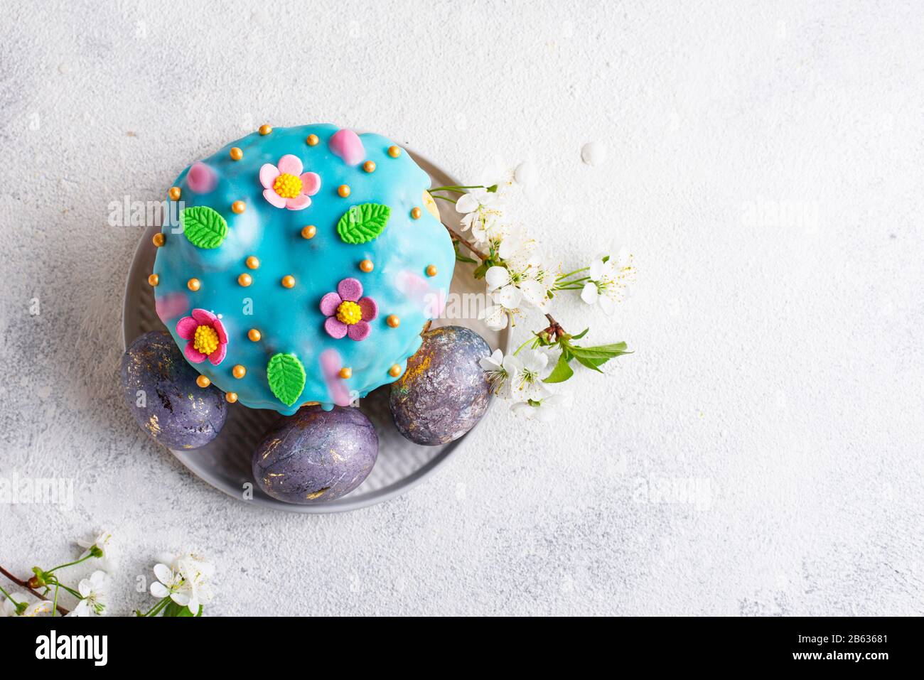 Tradizionale torta di Pasqua con topping Foto Stock