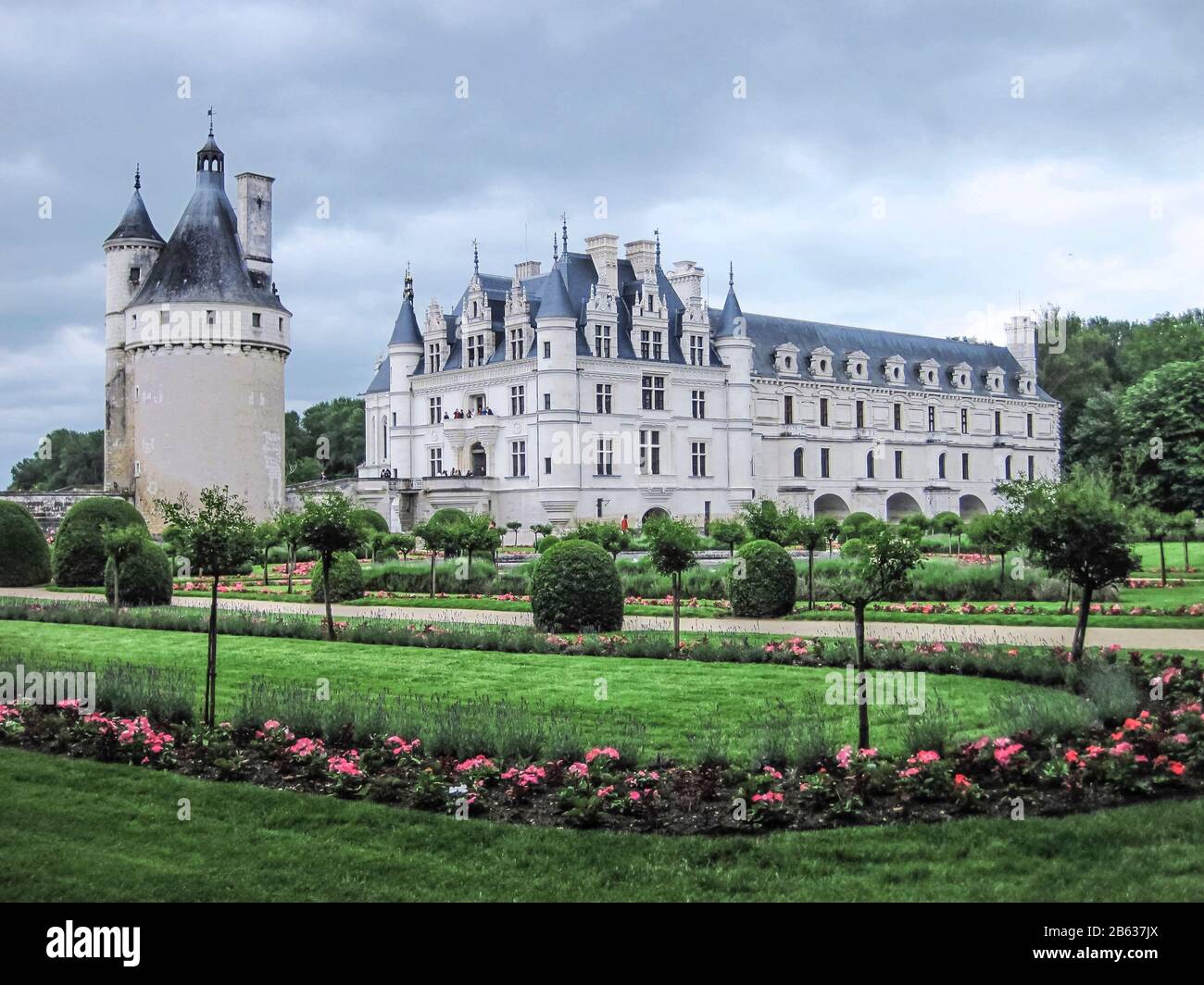 Chateau de Chenonceau è uno dei castelli più fotografati e visitati in Francia per la sua architettura, gli interni, le opere d'arte e il giardino. Foto Stock