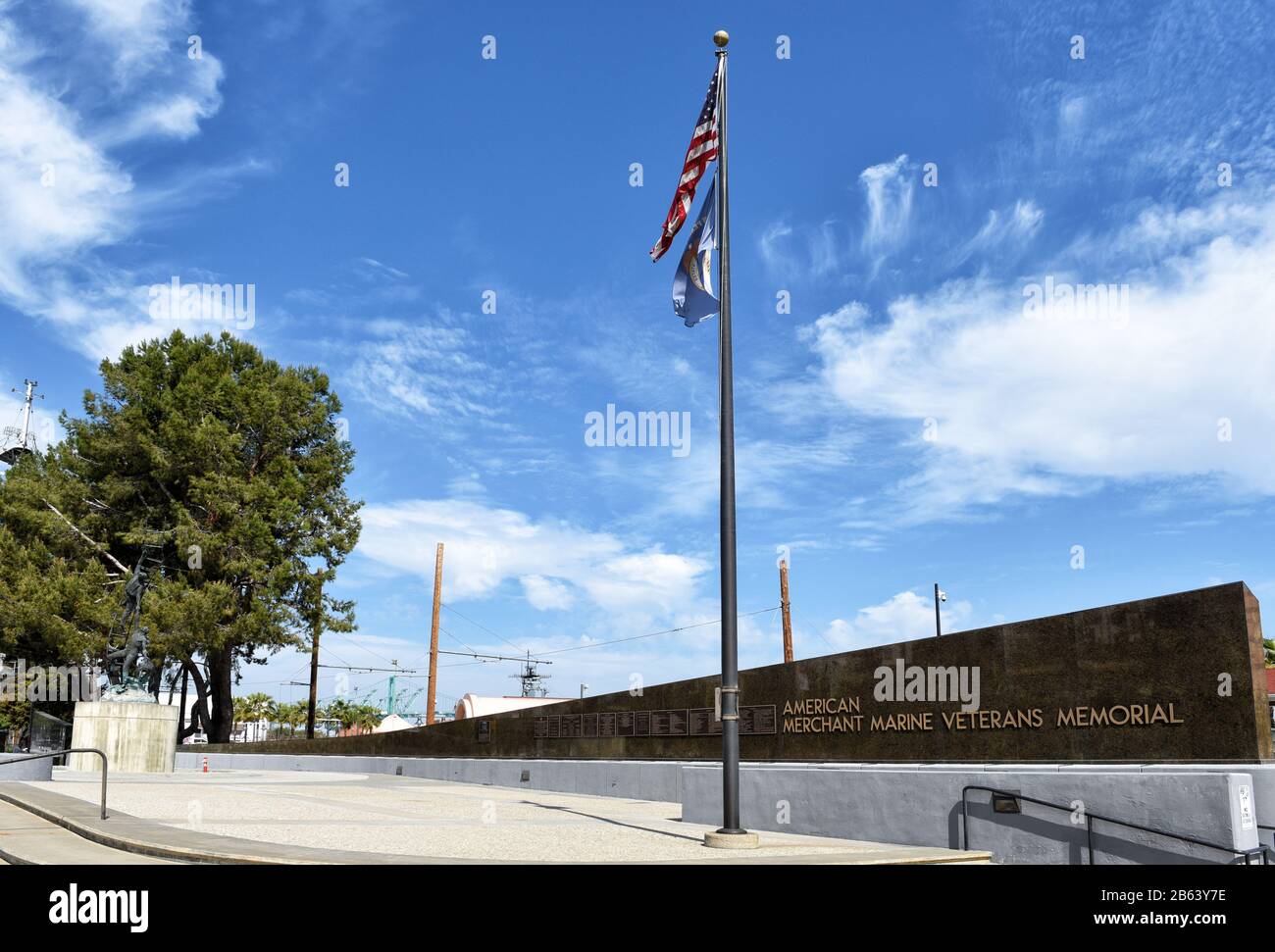 San PEDRO, CALIFORNIA - 06 MAR 2020: American Merchant Marine Veterans Memorial Wall che onora i marinai persi in mare da tutte le guerre. Foto Stock