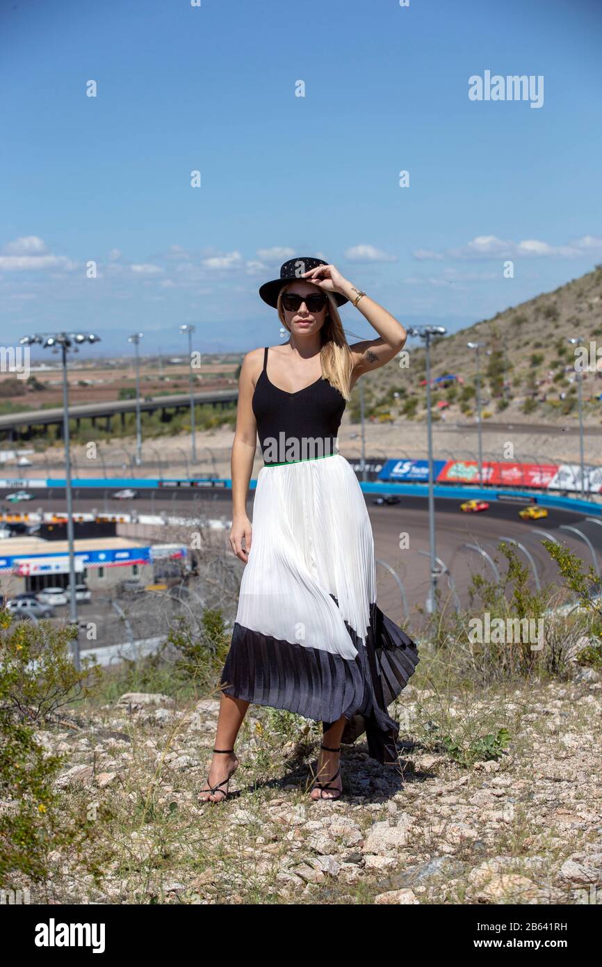 Avondale, Arizona, Stati Uniti. 8th Mar, 2020. Ashley Busch porta in pista per il FanShield 500 al Phoenix Raceway di Avondale, Arizona. (Immagine Di Credito: © Logan Arce/Asp) Foto Stock