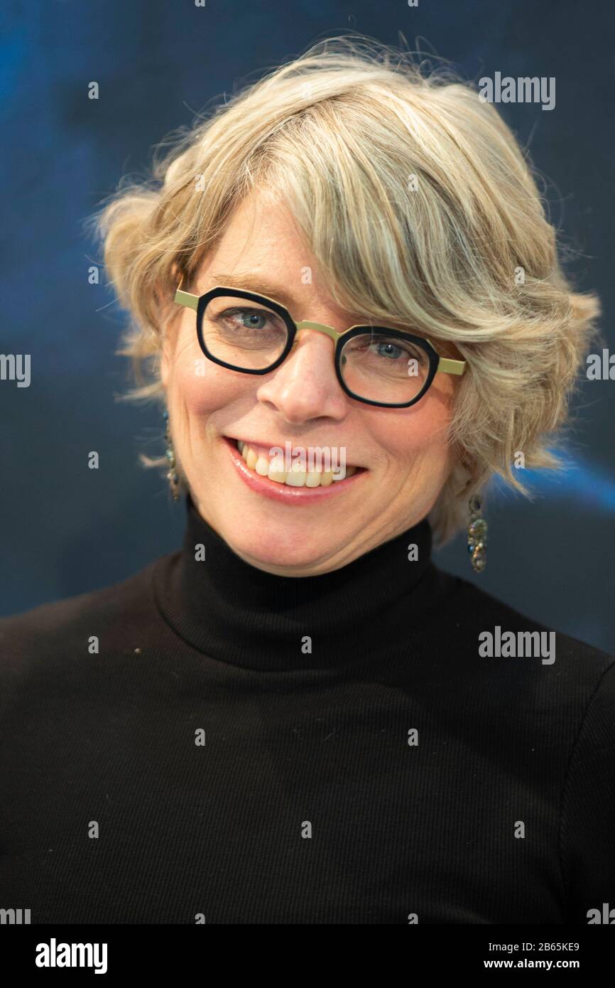 Francoforte sul meno, DEU, 18.10.2019: Ritratto Jill Lepore, nato il 27.08.1966, storico e autore, è professore di storia americana presso l'Università di Harvard e scrittore di personale della rivista 'The New Yorker' (USA) Foto Stock Francoforte sul meno, DEU, 18.10.2019: Ritratto Jill Lepore, nato il 27.08.1966, storico e autore, è professore di storia americana presso l'Università di Harvard e scrittore di personale della rivista 'The New Yorker' (USA) Foto Stock