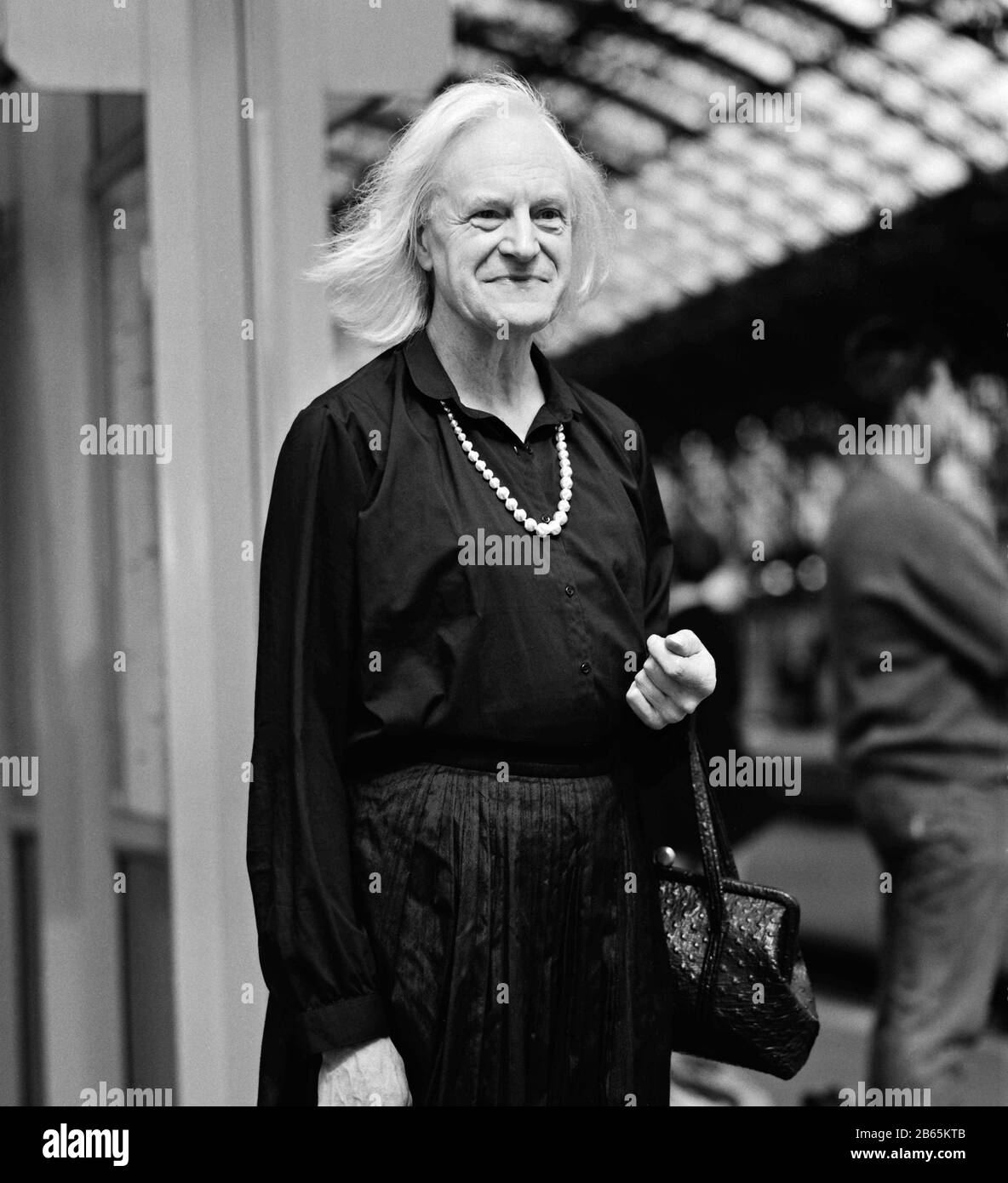 Charlotte von Mahlsdorf (in realtà Lothar Berfelde) - travestita e fondatore del Museo Gründerzeit - 24.4.1993 [traduzione automatizzata] Foto Stock