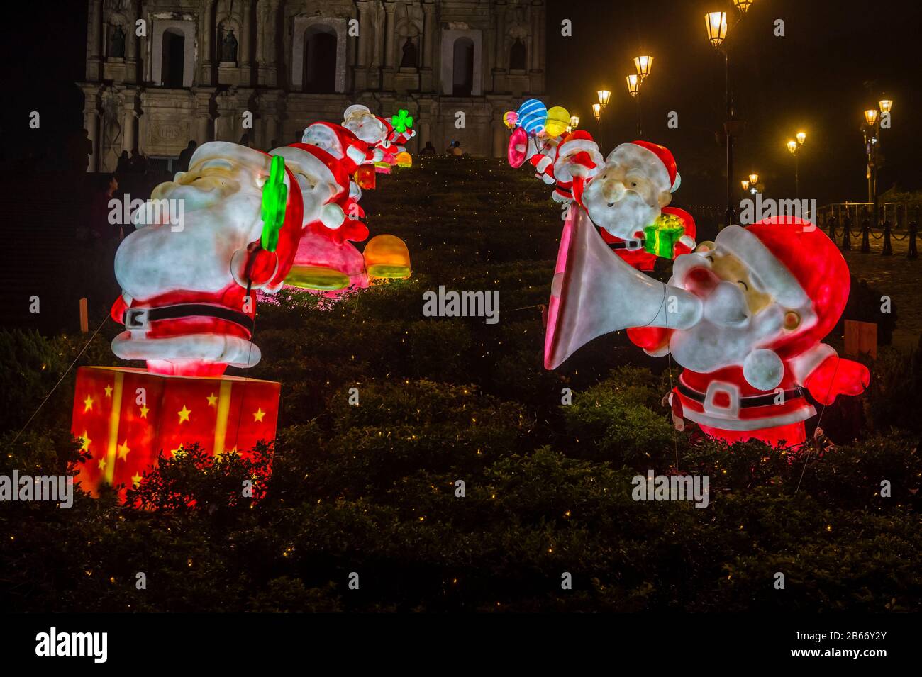 Installazione di luci a Macau durante il festival annuale di luci di Macau Foto Stock