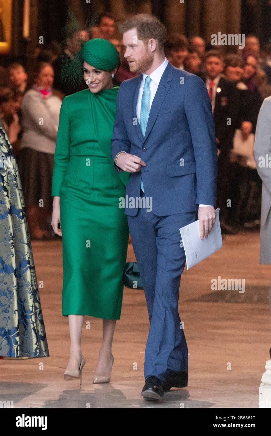 Londra, Gran Bretagna. 9th Mar, 2020. Il principe Harry e sua moglie Meghan Markle lasciano l'Abbazia di Westminster dopo aver partecipato all'annuale Commonwealth Service presso l'Abbazia di Westminster il Commonwealth Day a Londra, in Gran Bretagna, il 9 marzo 2020. Credito: Ray Tang/Xinhua/Alamy Live News Foto Stock