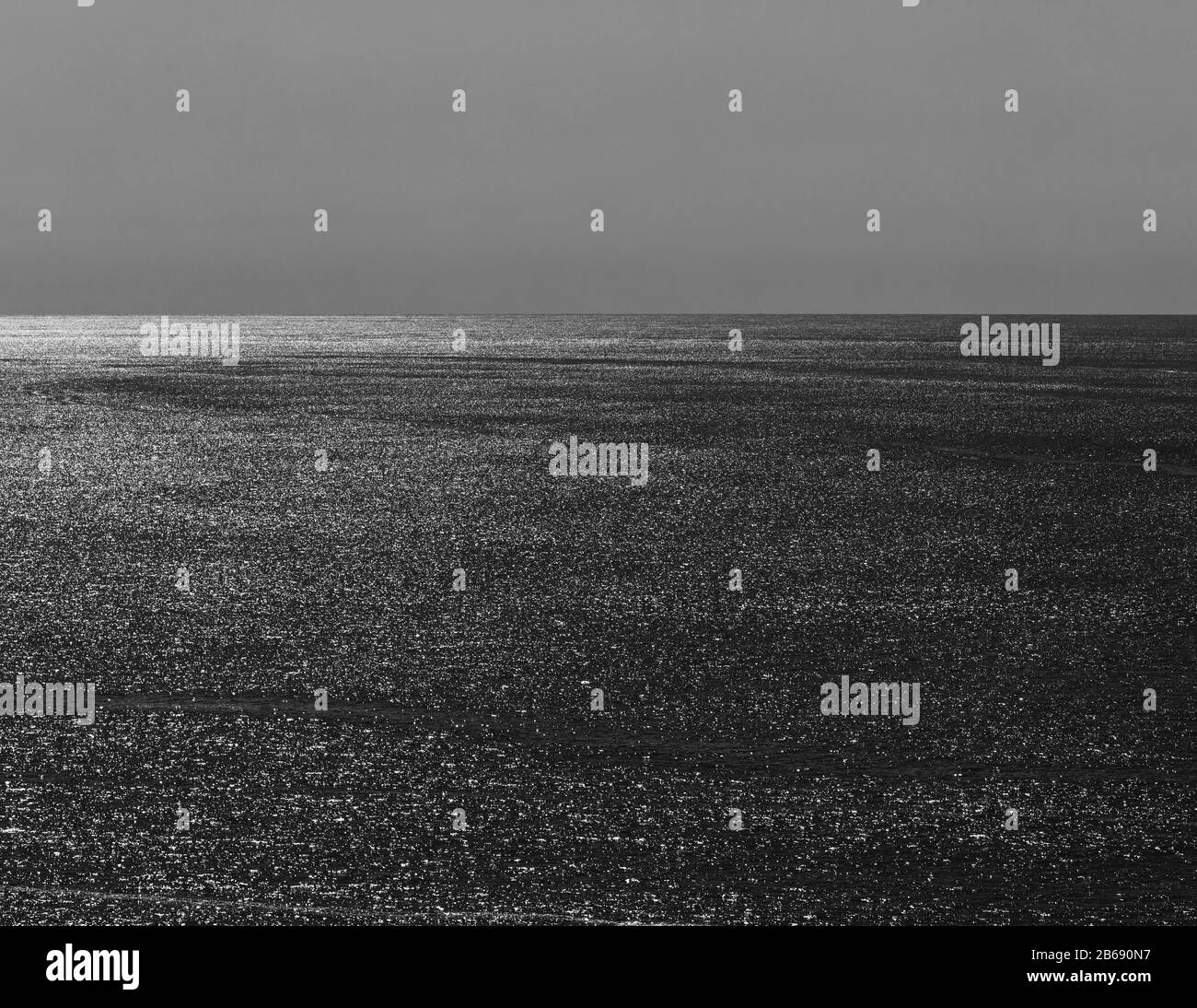 Immagine stock di mare, orizzonte e cielo al tramonto, costa settentrionale dell'Oregon Foto Stock