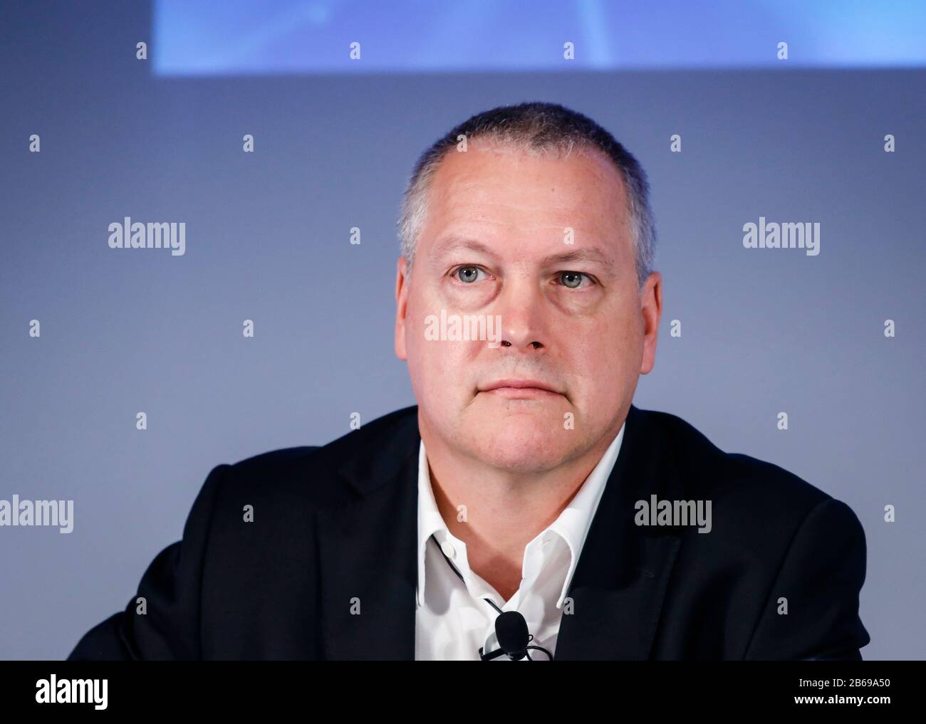 10.03.2020, Duesseldorf, Renania Settentrionale-Vestfalia, Germania - Andreas Schierenbeck, CEO di Uniper se in occasione della conferenza stampa annuale. 10.0 Foto Stock