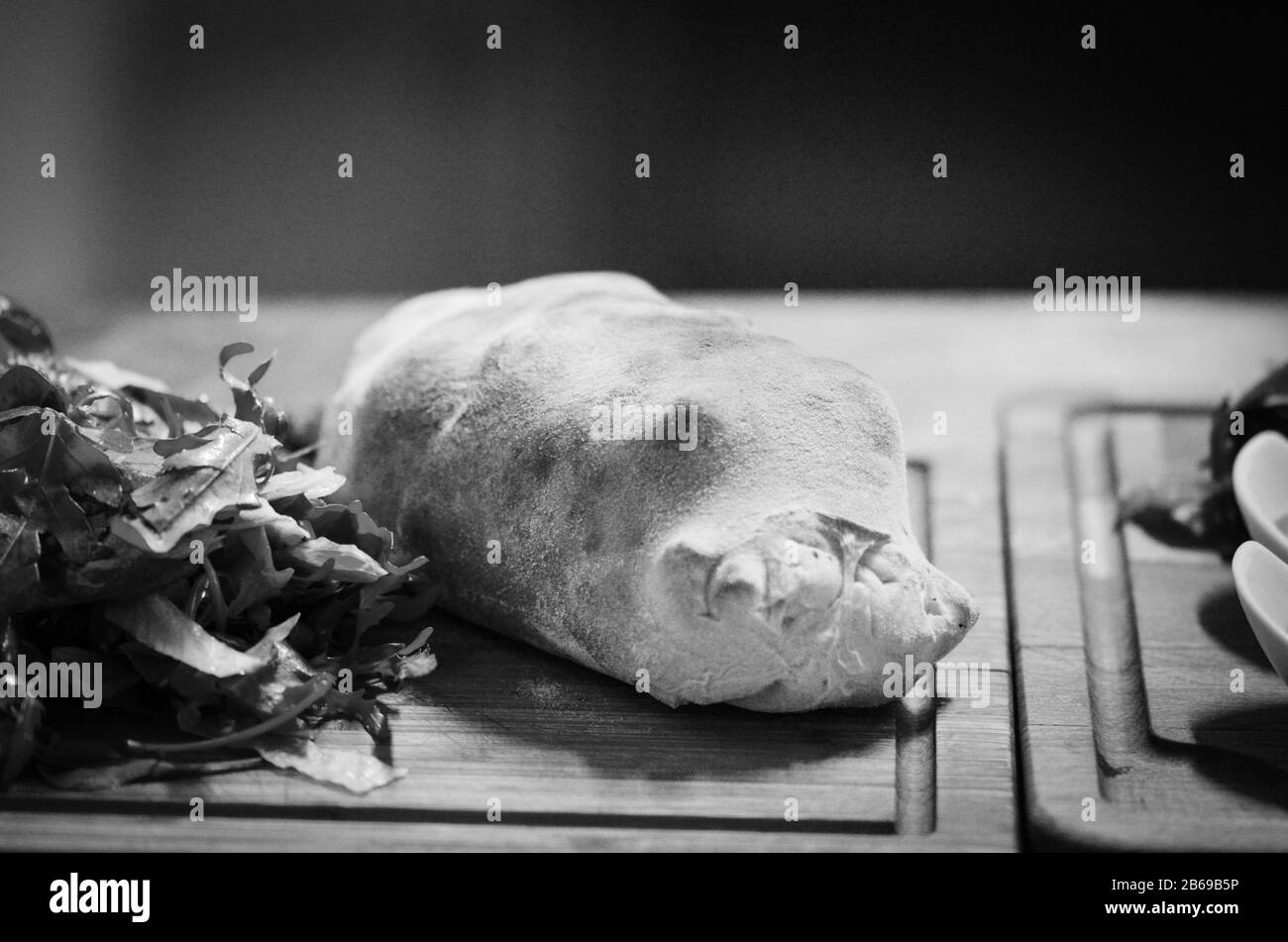 costolette di manzo all'interno del pane fresco Foto Stock