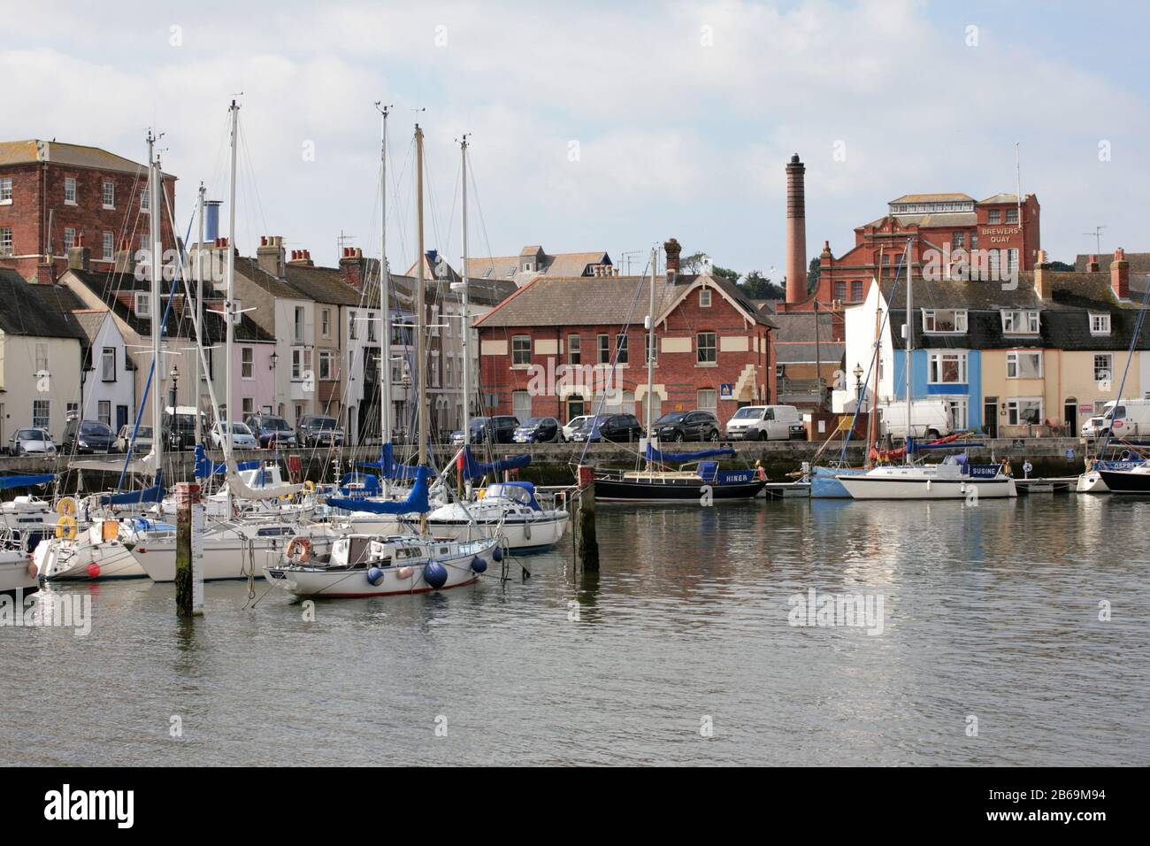 Weymouth Quay: The Cove and Cove Row da Custom House Quay: Weymouth, Dorset, UK Foto Stock
