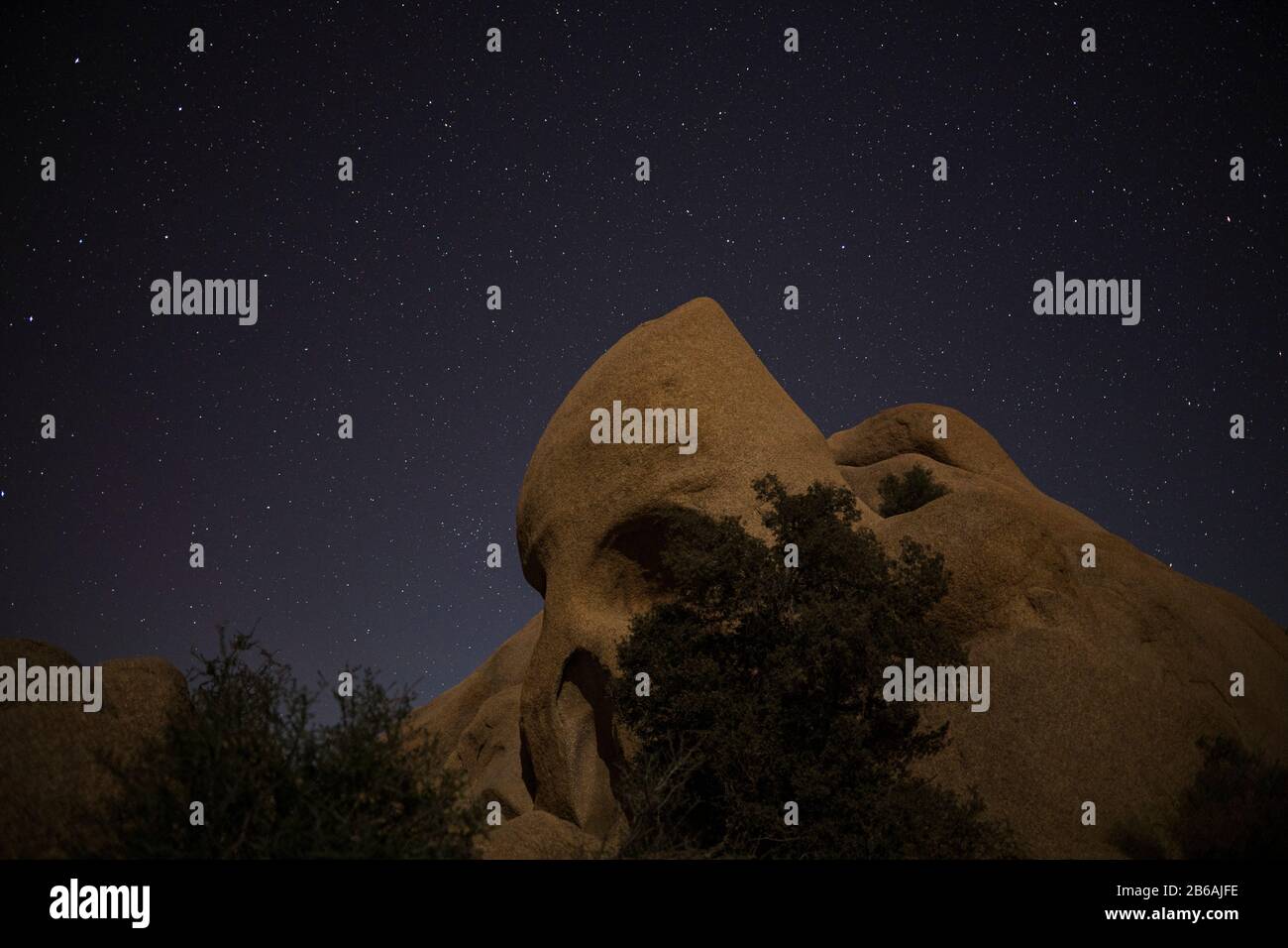 Cranio Rock Sotto Le Stelle Foto Stock