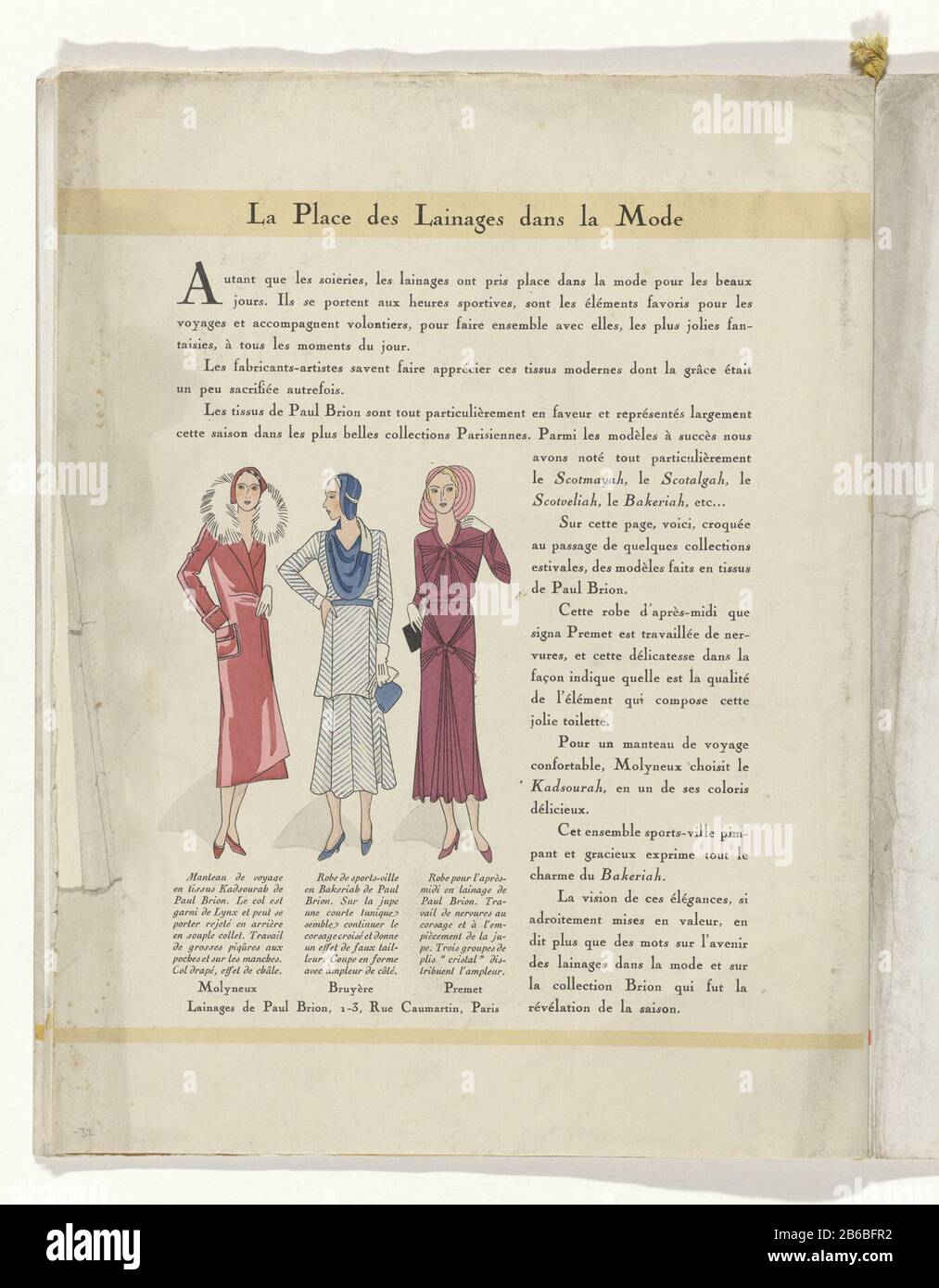 Text 'la Place des Lainages dans la Mode' con un'immagine di tre donne in abiti fatti di tessuti di lana di Paul Brion. Da sinistra a destra: Mantello Molyneux, abito sportivo Bruyère e pomeriggio abito Premet. Pagina della rivista di moda Art-Gout-Beauté (1920-1933) . Produttore : stampatore: Produttore anonimo di tessuti: Paul Brion (edificio elencato) stilista Edward Henry Molyneux (edificio elencato), stilista: Bruyère (edificio elencato) fashion house: Premet ( elencato sull'oggetto) editore: Charles GoyPlats fabbricante: Paris Data: 1931 caratteristiche Fisiche: Litografia, templates e h. Foto Stock