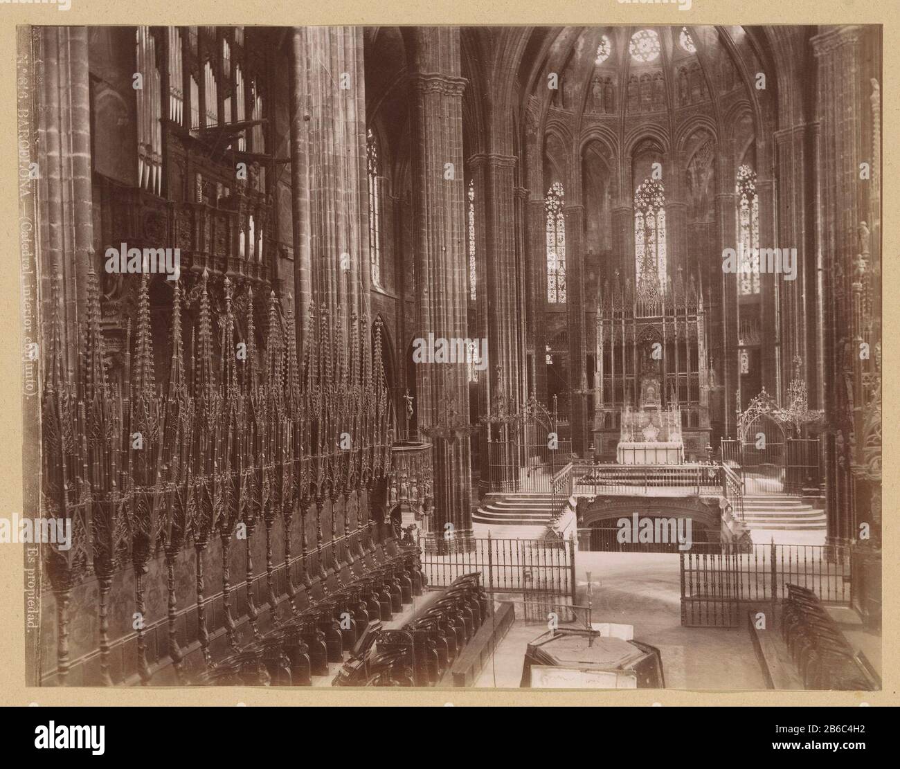 Barcelona-(Catedral, interior conjunto) Barcelona- (Catedral interior conjunto) Property Type: Photographs Item number: RP-F-F01139-i Manufacturer : Photographer: Centro fotografico dating: CA. 1850 - ca. 1900 caratteristiche Fisiche: Stampa albumen: Stampa albumen argomento: Barcellona Foto Stock