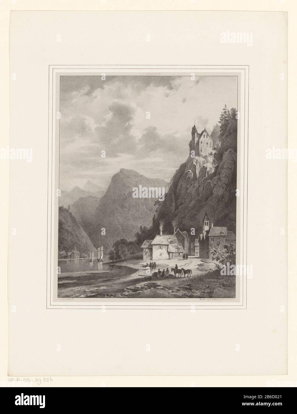 Mountain Village all'acqua Een dorp gelegen de bergen. Links varen twee zeilboten op het acqua. Produttore : produttore : Cornelis Gerrit Verburgh (vermeld op object)naar ontwerp van: Cornelis Gerrit Verburgh (vermeld op object)drukker: Koninklijke Nederlandse Steendrukerij van C.W. Mieling (vermeld op object)Plats manufacture: Rotterdam Dating: 1839 - 1846 Physical kenmerken: Litografie op chine collé Materiale: Papier chine collé Techniek: Litografie (techniek) Dimensions: Blad: H 358 mm × b 274 mm Subject: Mountains Foto Stock