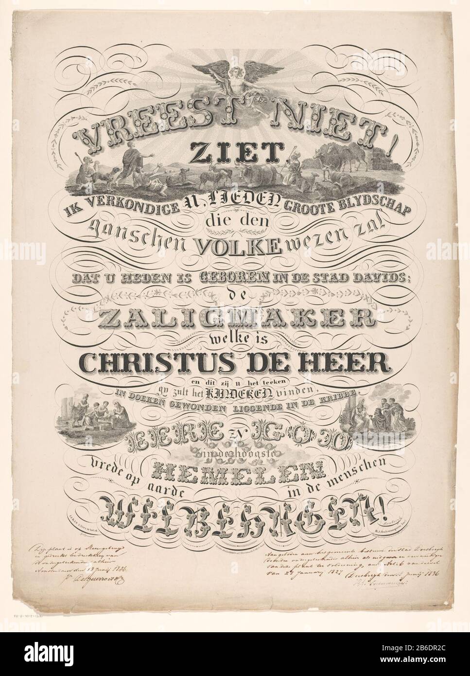 La citazione biblica sulla nascita di Cristo Mostrata nelle scritte decorate è una citazione biblica: Luca 2: 10-14. Non temere! Ecco, io vi annunzio questo giorno di grande gioia per tutta la nazione che è chen vi sarà questo giorno è nato nella città di Davide; Il Salvatore che è Cristo Signore e che troverà il segno tu il bambino in vestiti ondolanti giacenti in una mangiatoia. Gloria a Dio nei cieli più alti. Pace sulla terra al piacere degli uomini! I pastori più alti affrontati da un angelo. In basso a sinistra dei pastori nel bambino Gesù nella mangiatoia. In basso a destra dei tre re visita Cristo con Maria su choot. Foto Stock