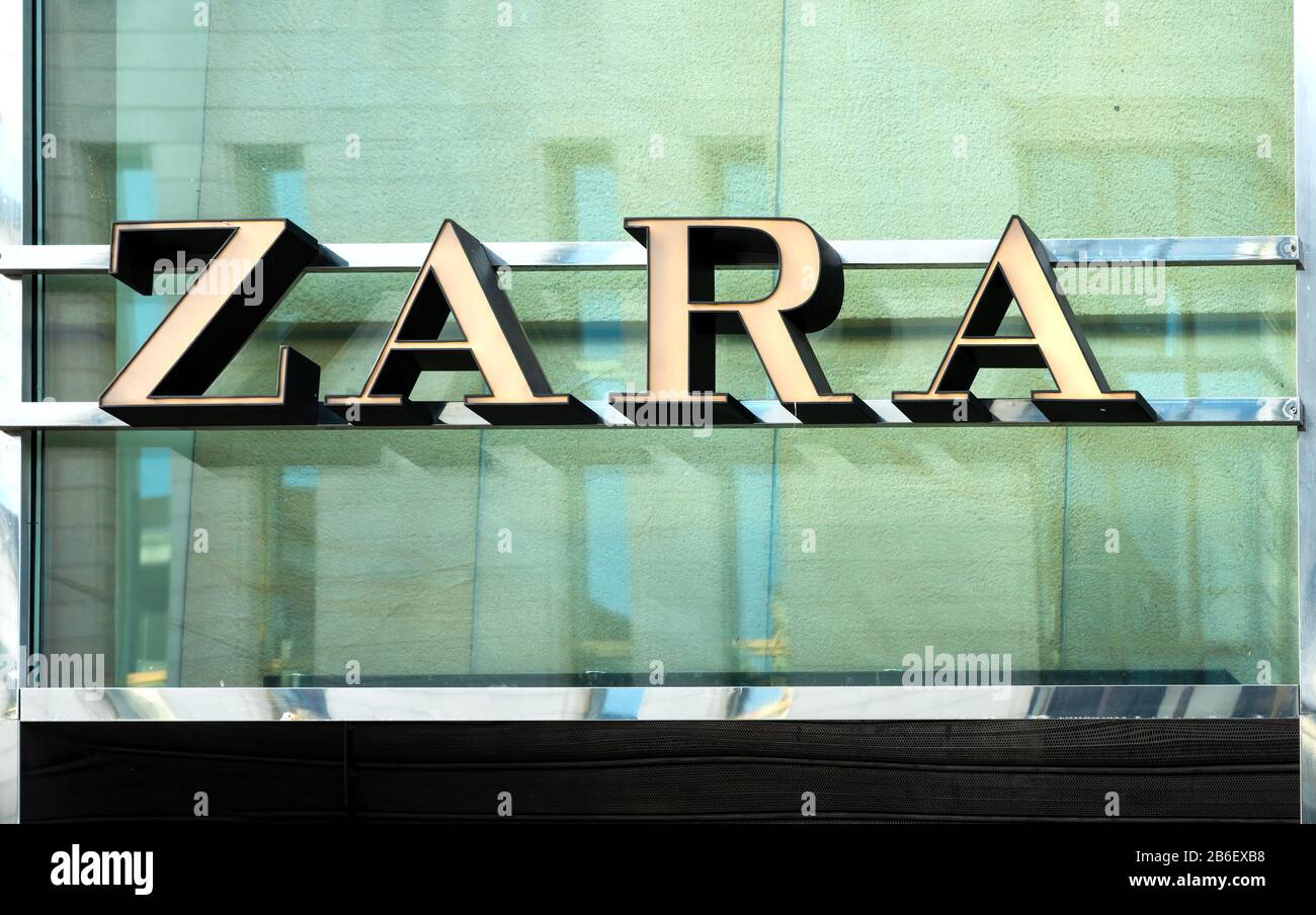 Zara shop germany immagini e fotografie stock ad alta risoluzione - Alamy